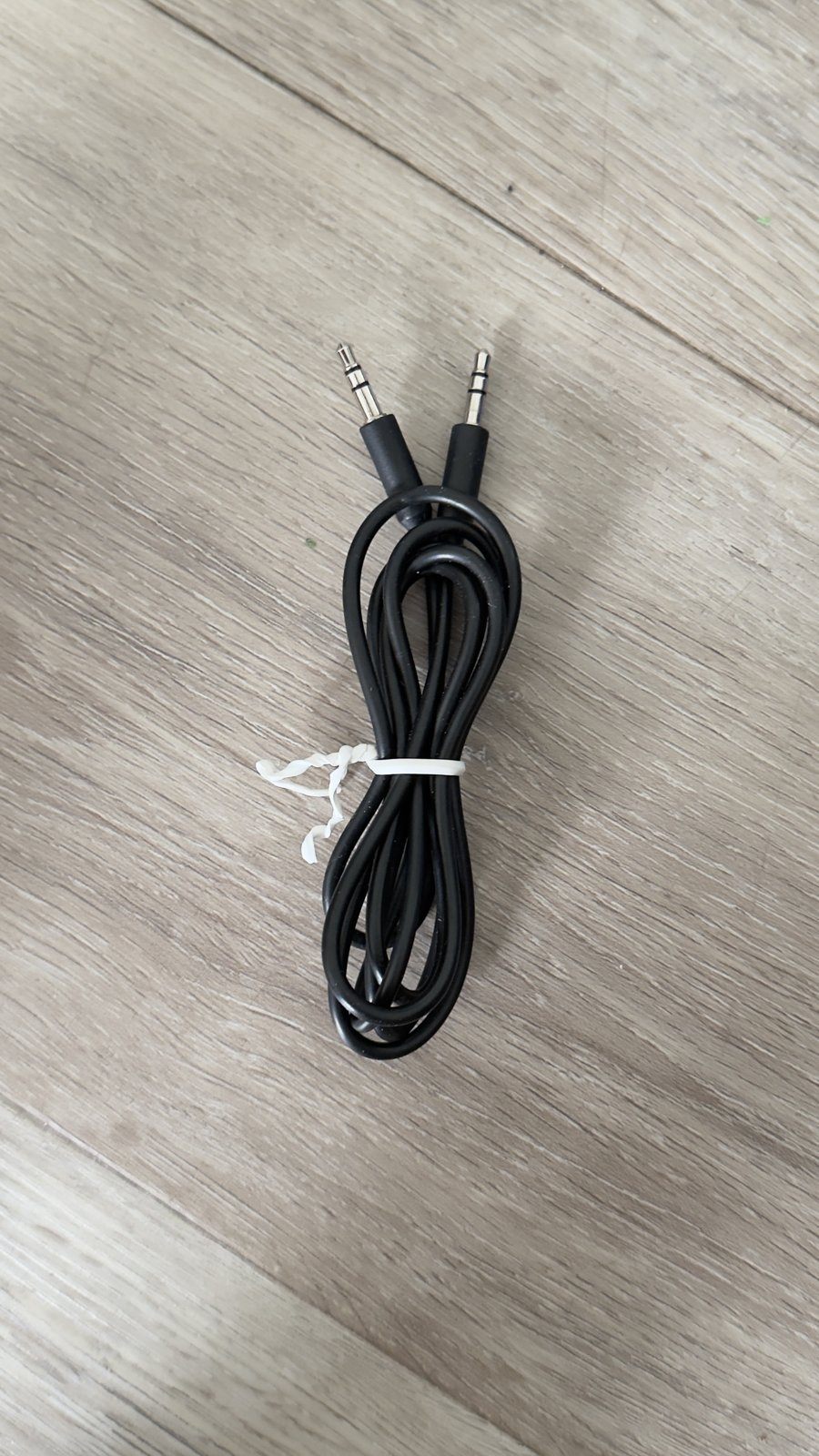 3.5mm AUX Cable – Male to Male Stereo Audio Cable - photo 2