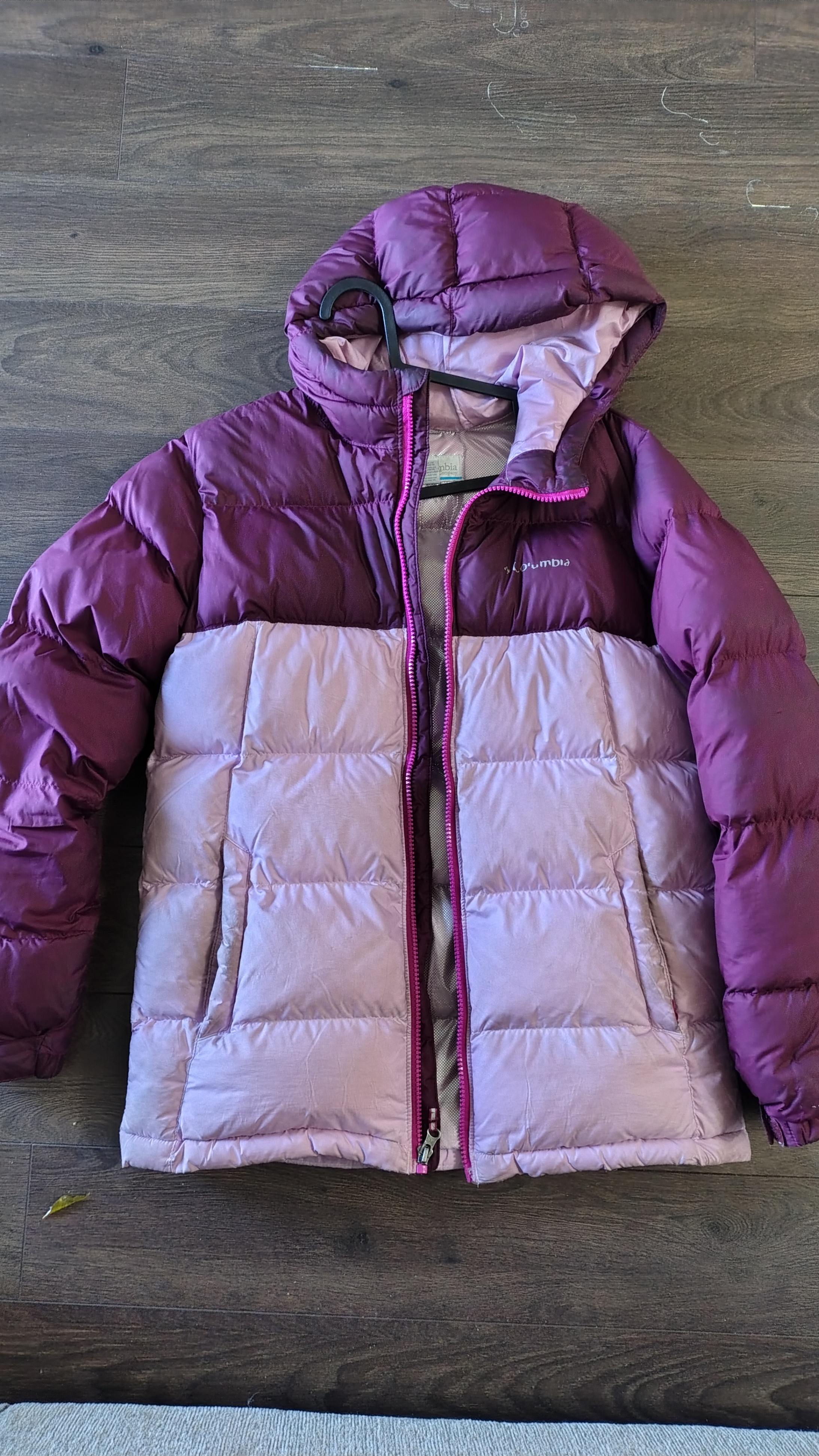 Columbia Girls Puffer Jacket – Size L (14/16)