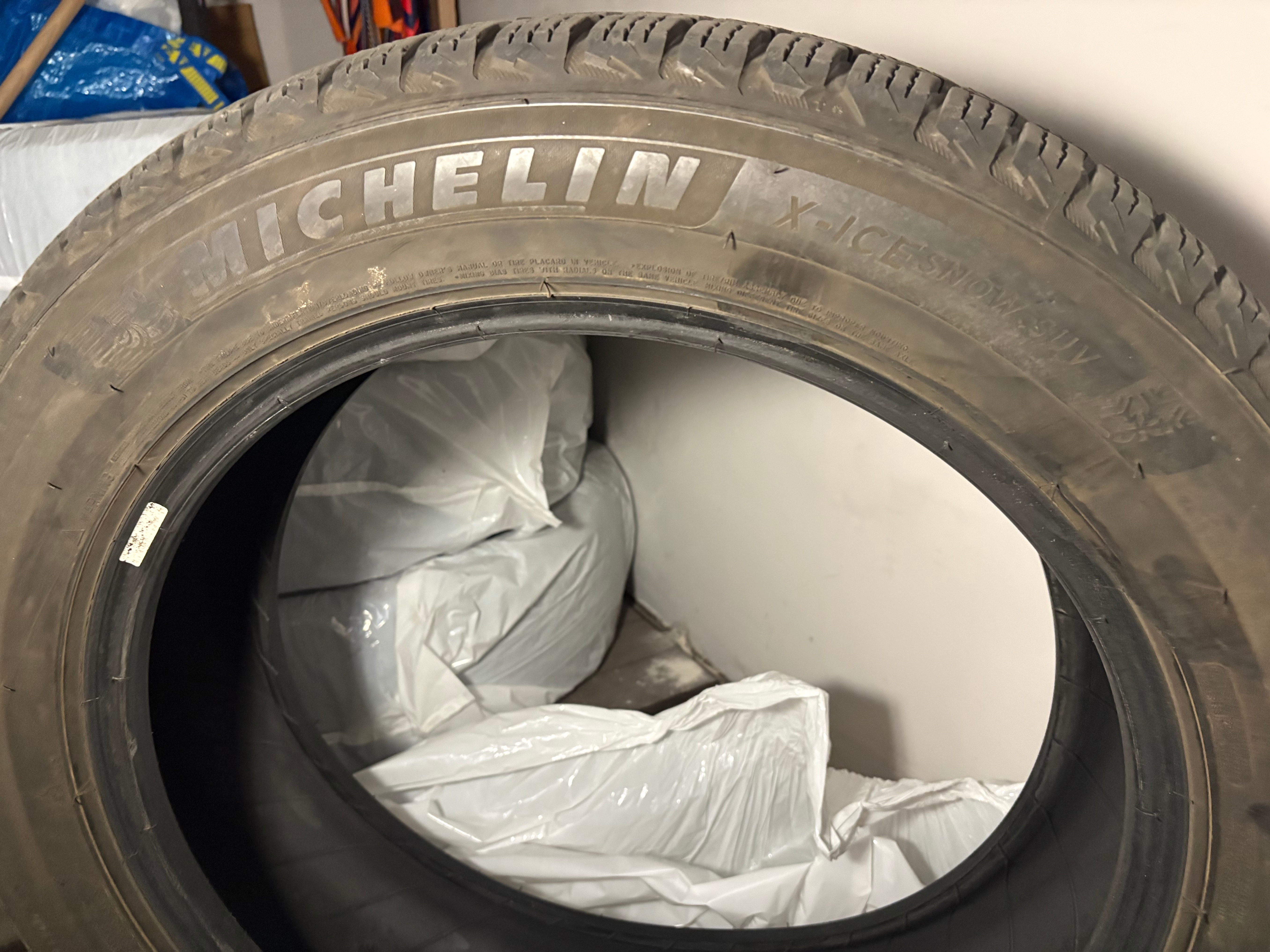 Set of 4 Michelin X-Ice Snow SUV Winter Tires – 235/55R20 105HXL - photo 4