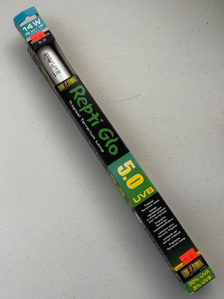 Exo Terra Repti Glo 5.0 UVB 15” Tropical Terrarium Reptile Lamp