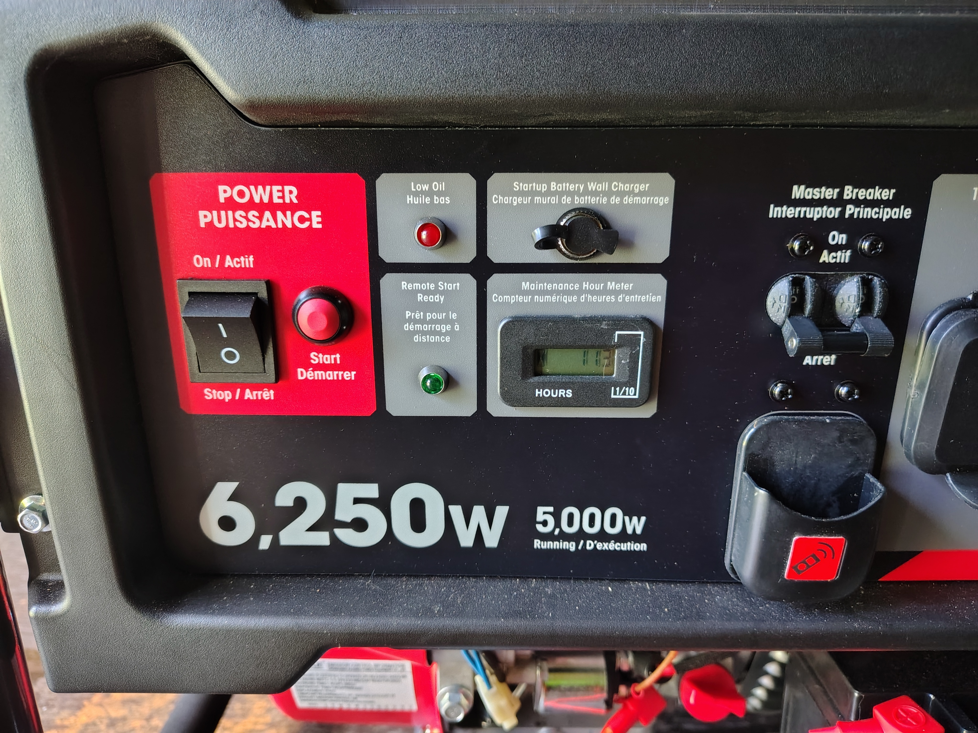 BENCHMARK Portable Gas Generator - with Remote Start, 6250W - photo 2