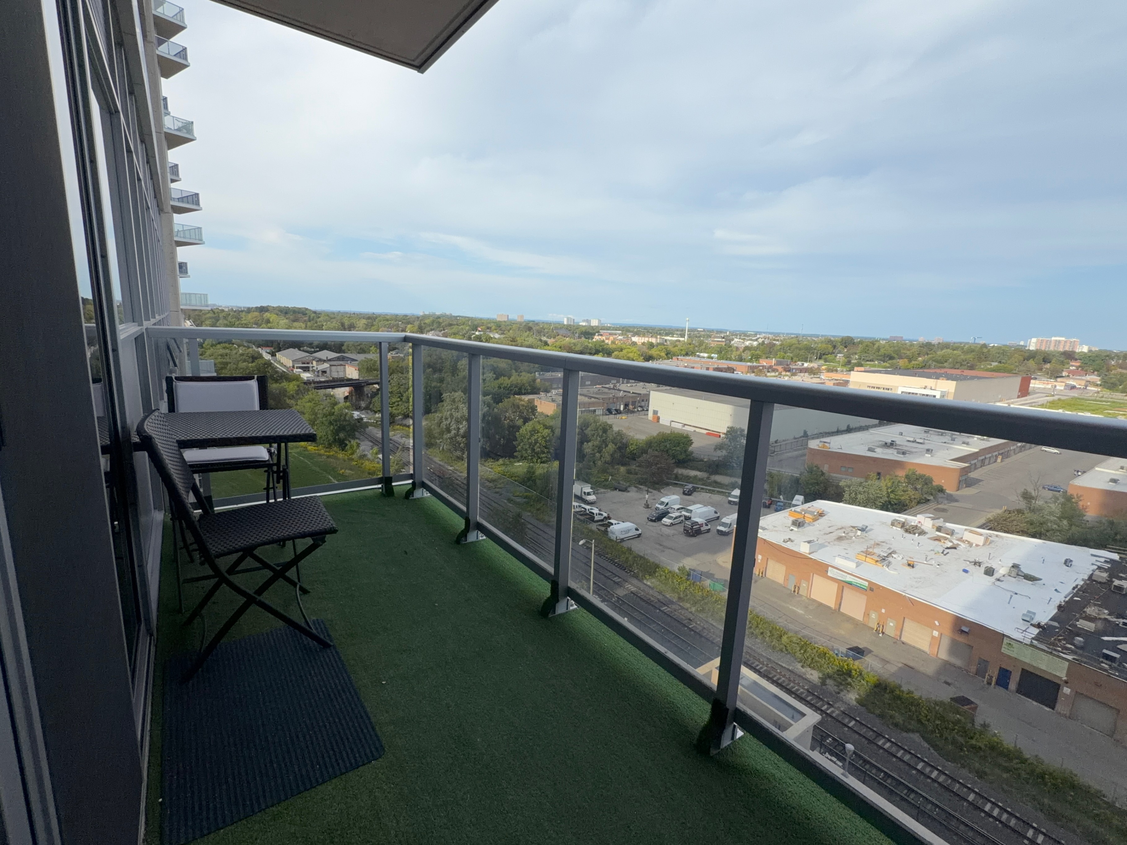 For Rent: Bright 2 Bed + 2 Full Bath Tridel Condo | 1 Parking - photo 3