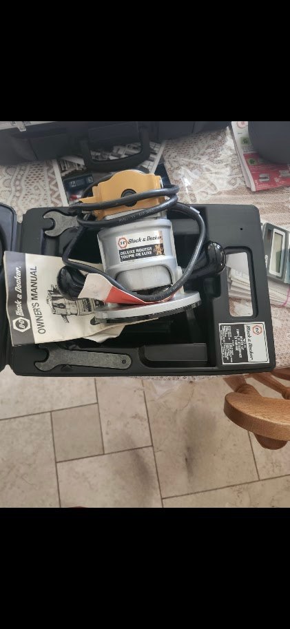 Black & Decker Deluxe Router Kit – Model 7617-04