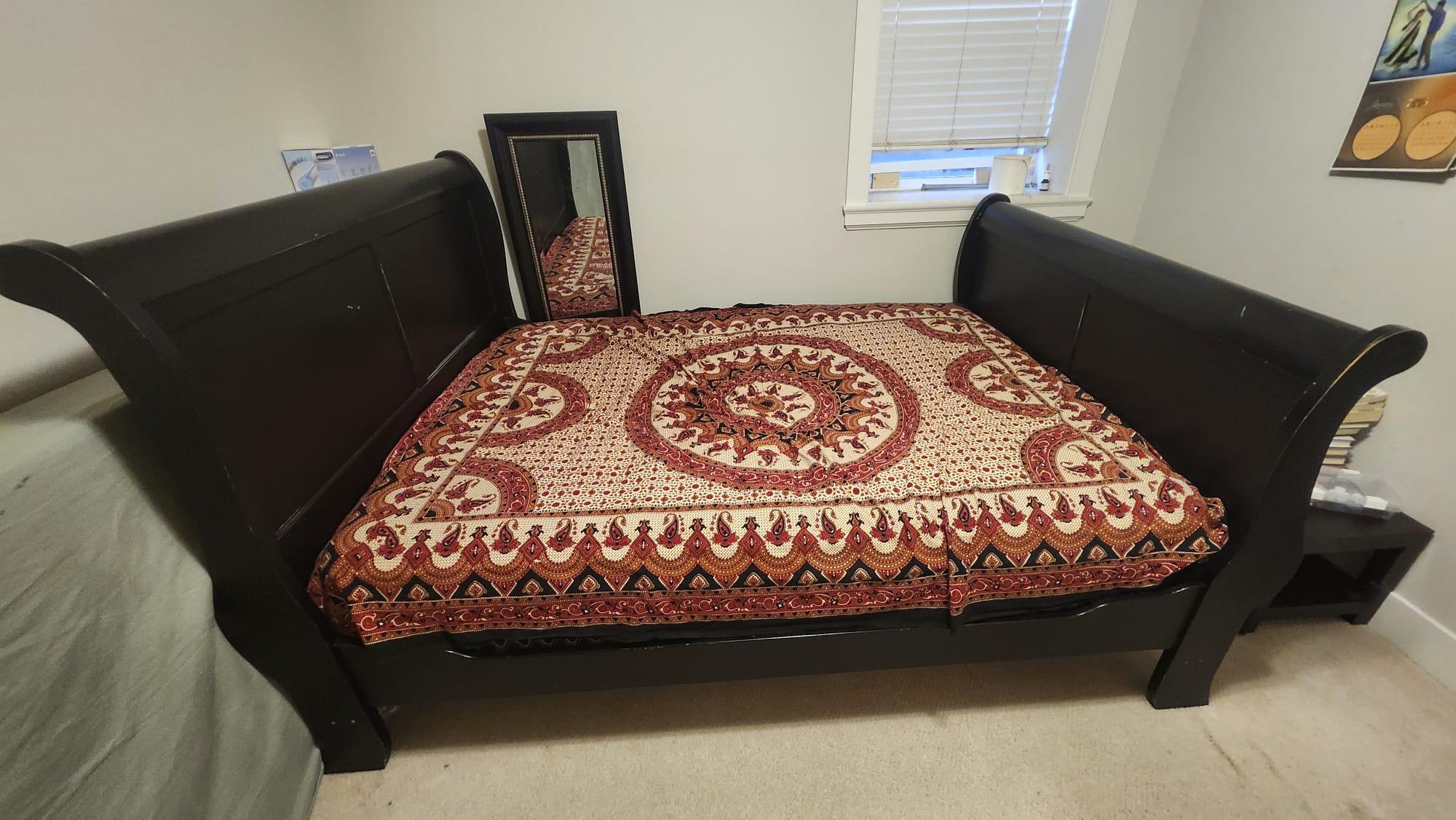 FREE King Size Black Wooden Sleigh Bed Frame - photo 4