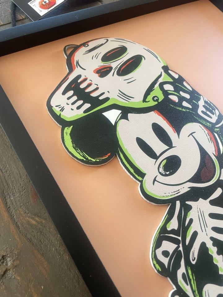 NEW - 3D Disney’s Mickey Mouse Halloween  Wall Decor - photo 4