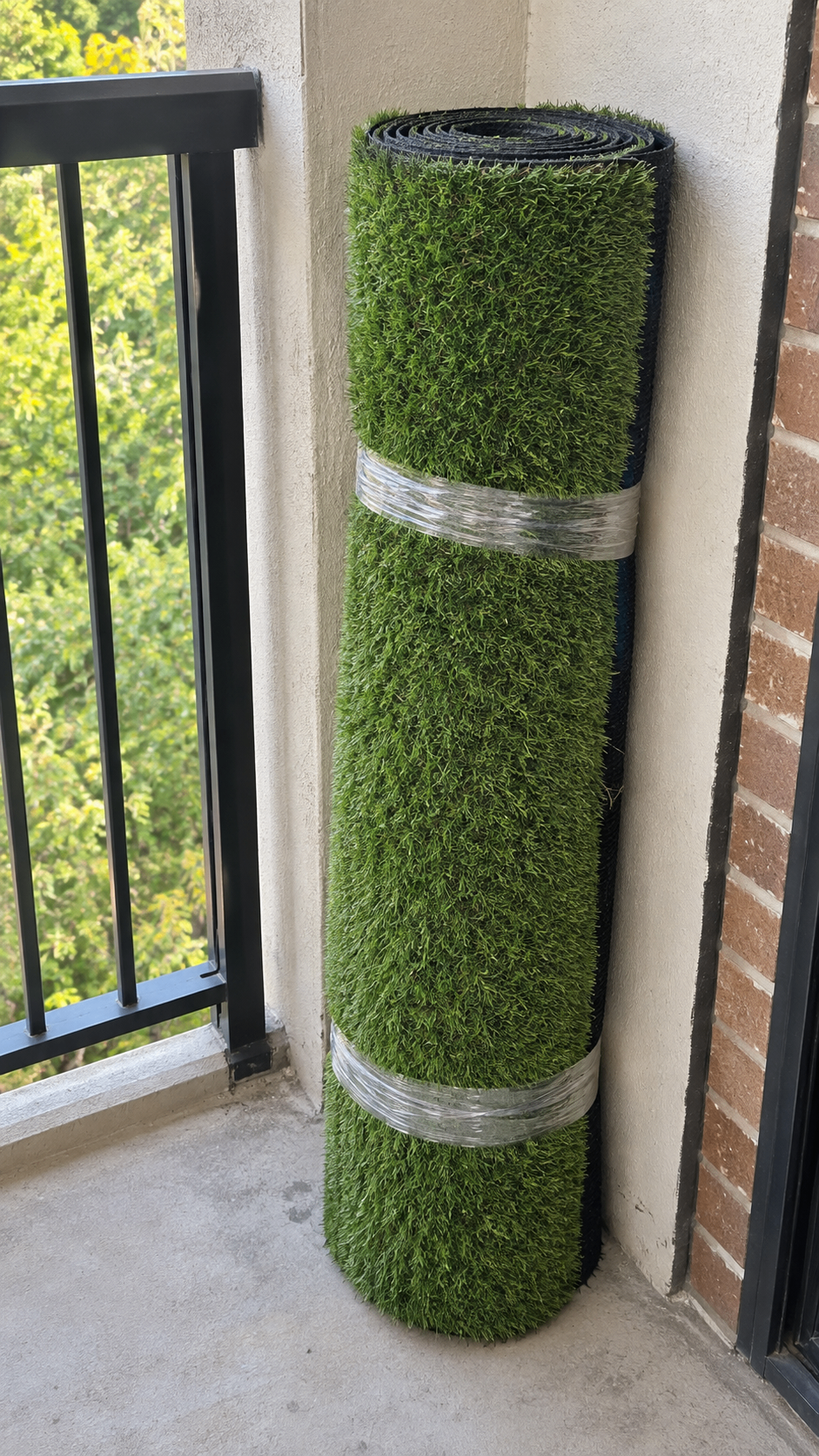 Large Outdoor Artificial Grass Turf Mat Floor (7ft x 9ft) - photo 2