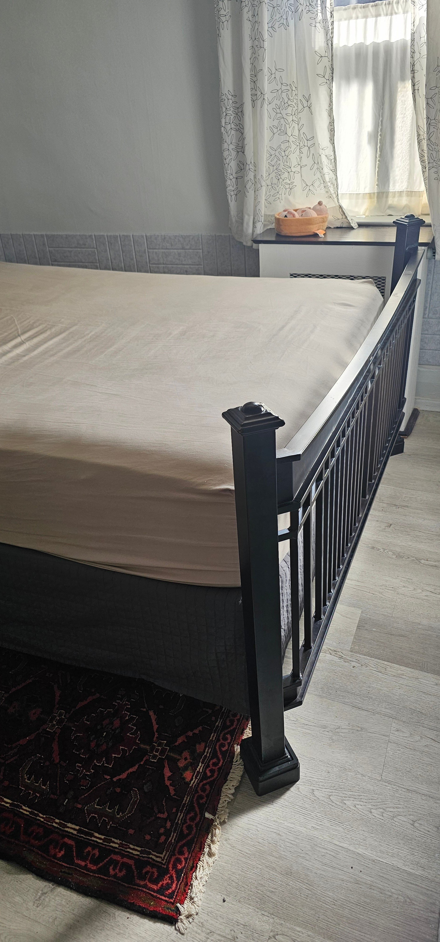 Beautiful Queen Wrought-Iron Bed Frame + Box Spring - photo 3