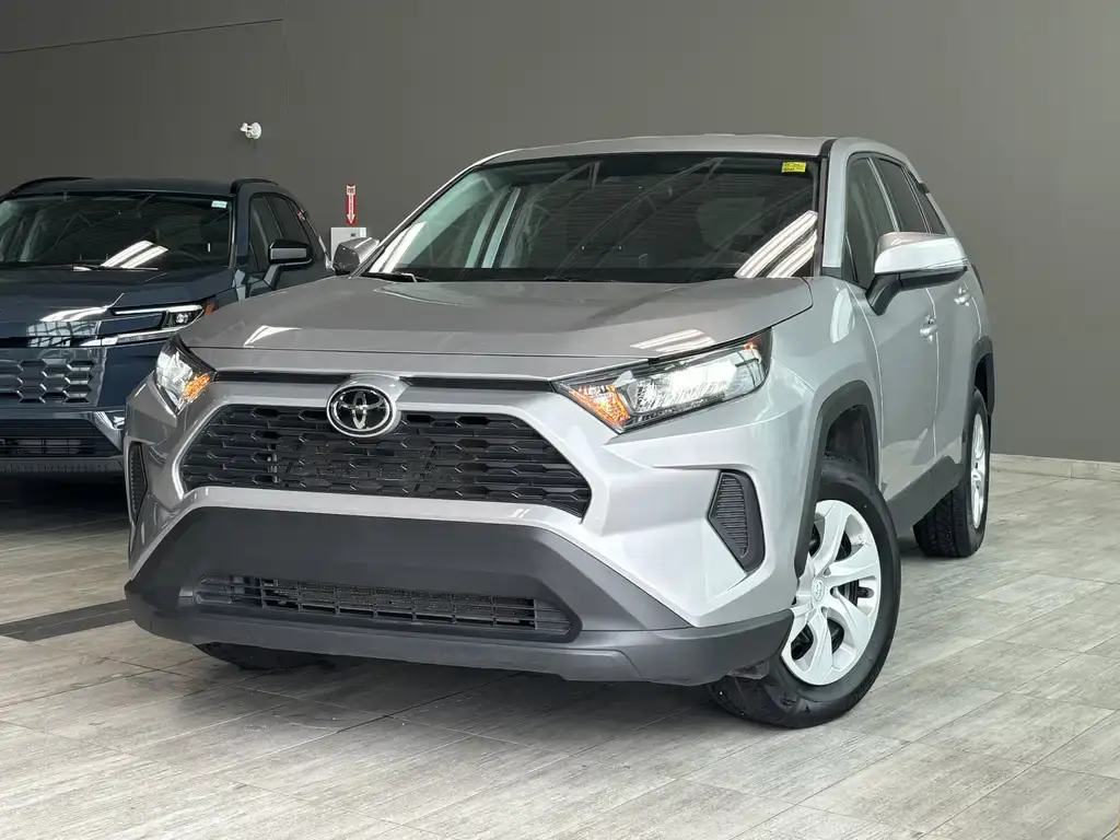 2024 Toyota RAV4 - photo 3