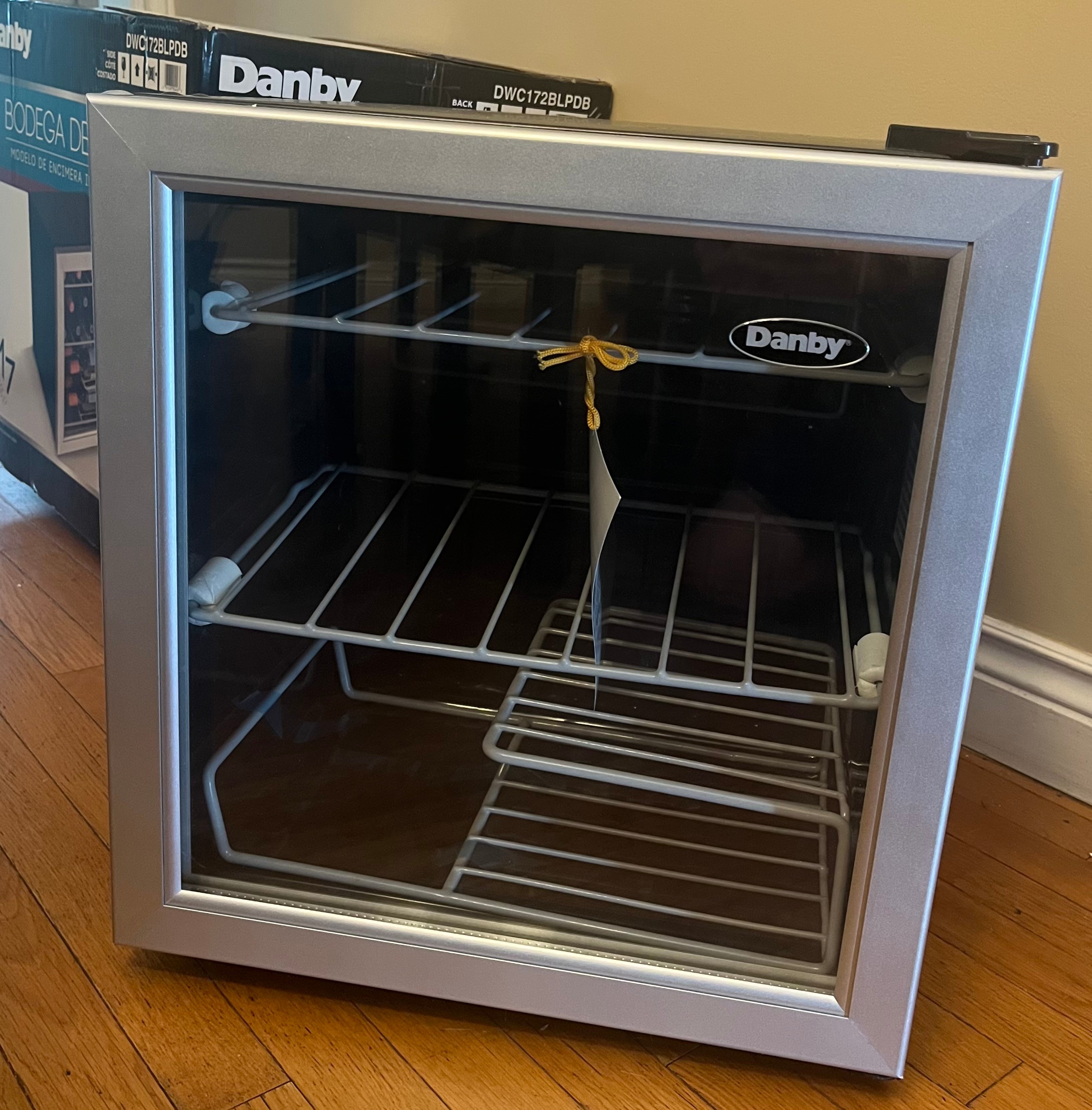 Wine or Beer fridge/cooler - NEW