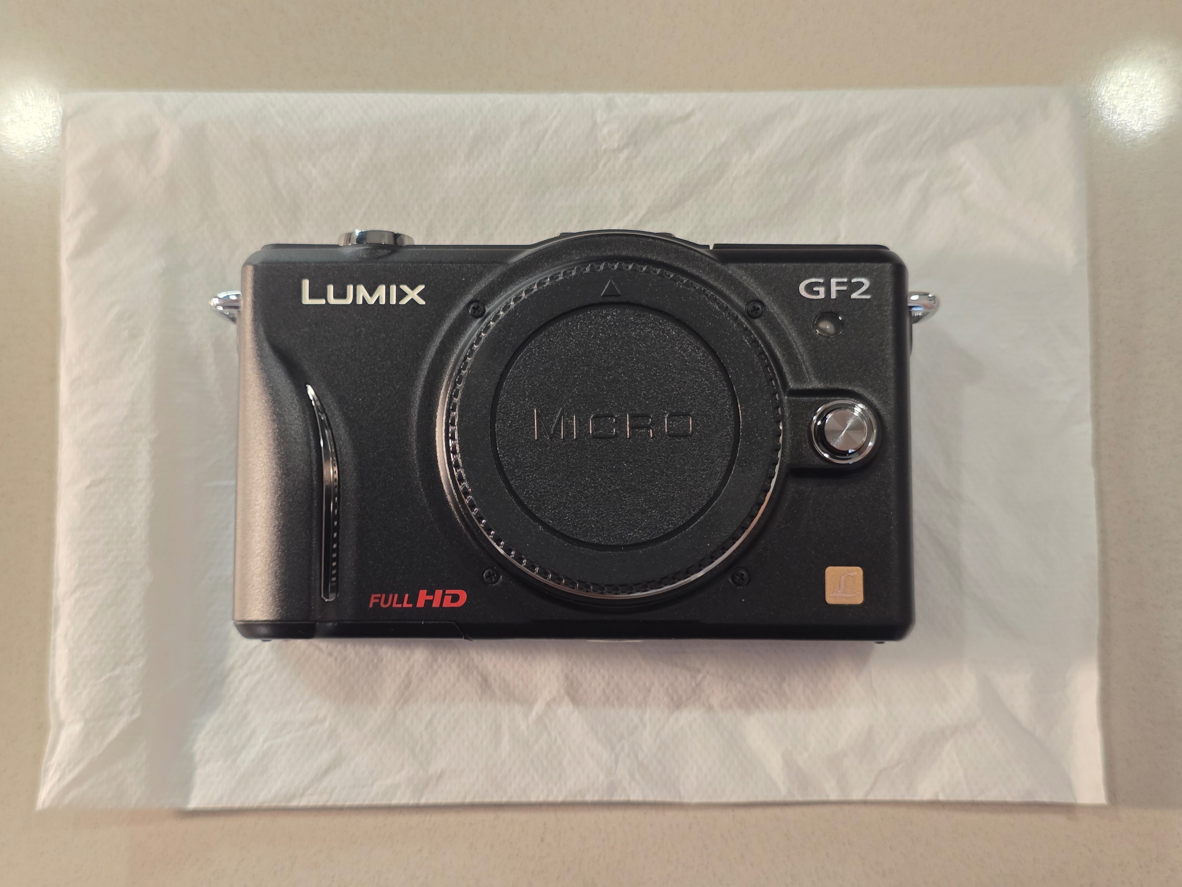 Panasonic Lumix DMC-GF2 Micro Four Thirds 12.1MP Camera Body - photo 3