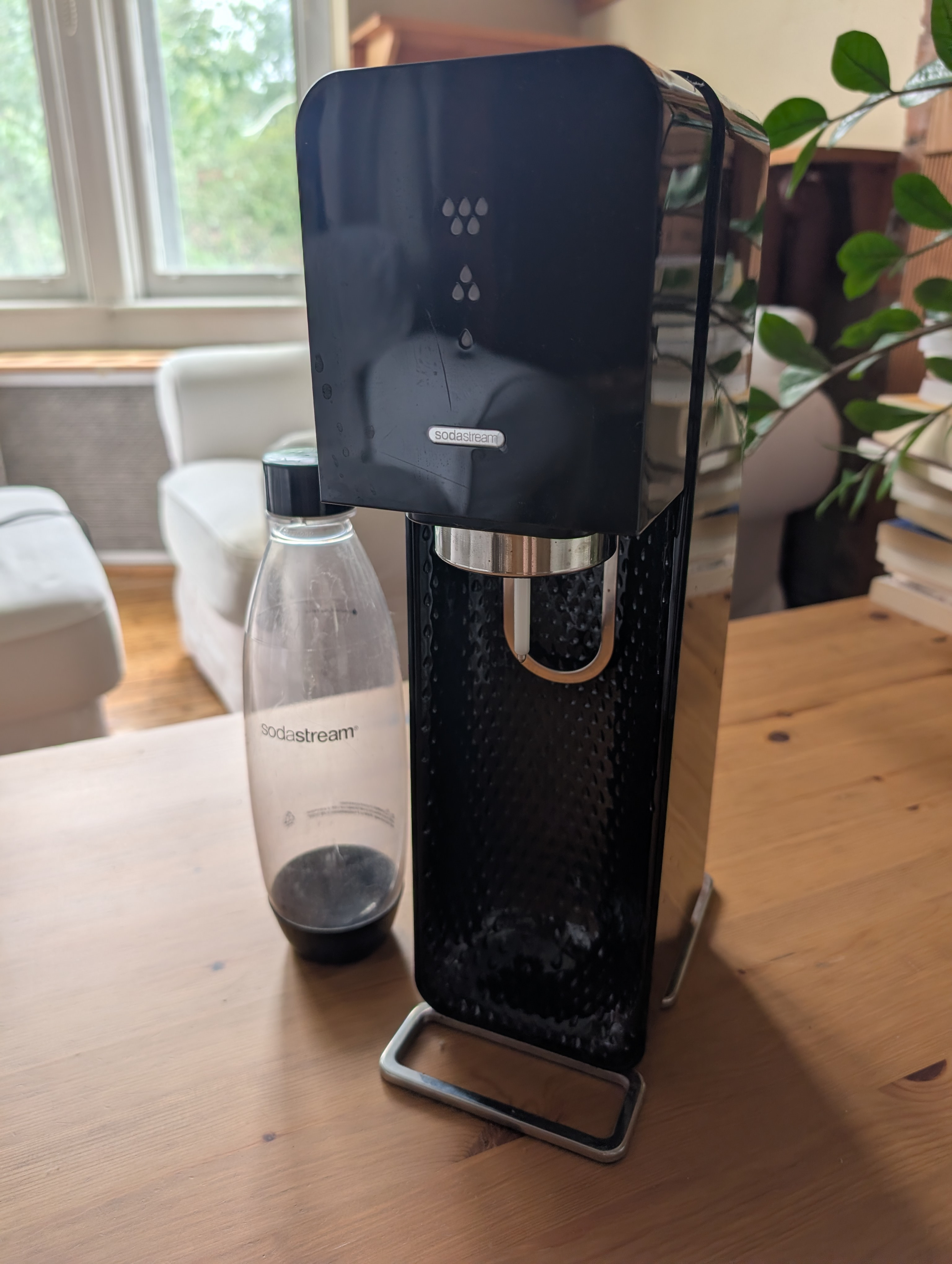 Sodastream SOURCE Carbonated Beverage Machine (unit only)