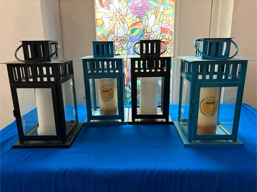 Set of 4 Decorative Metal Lanterns