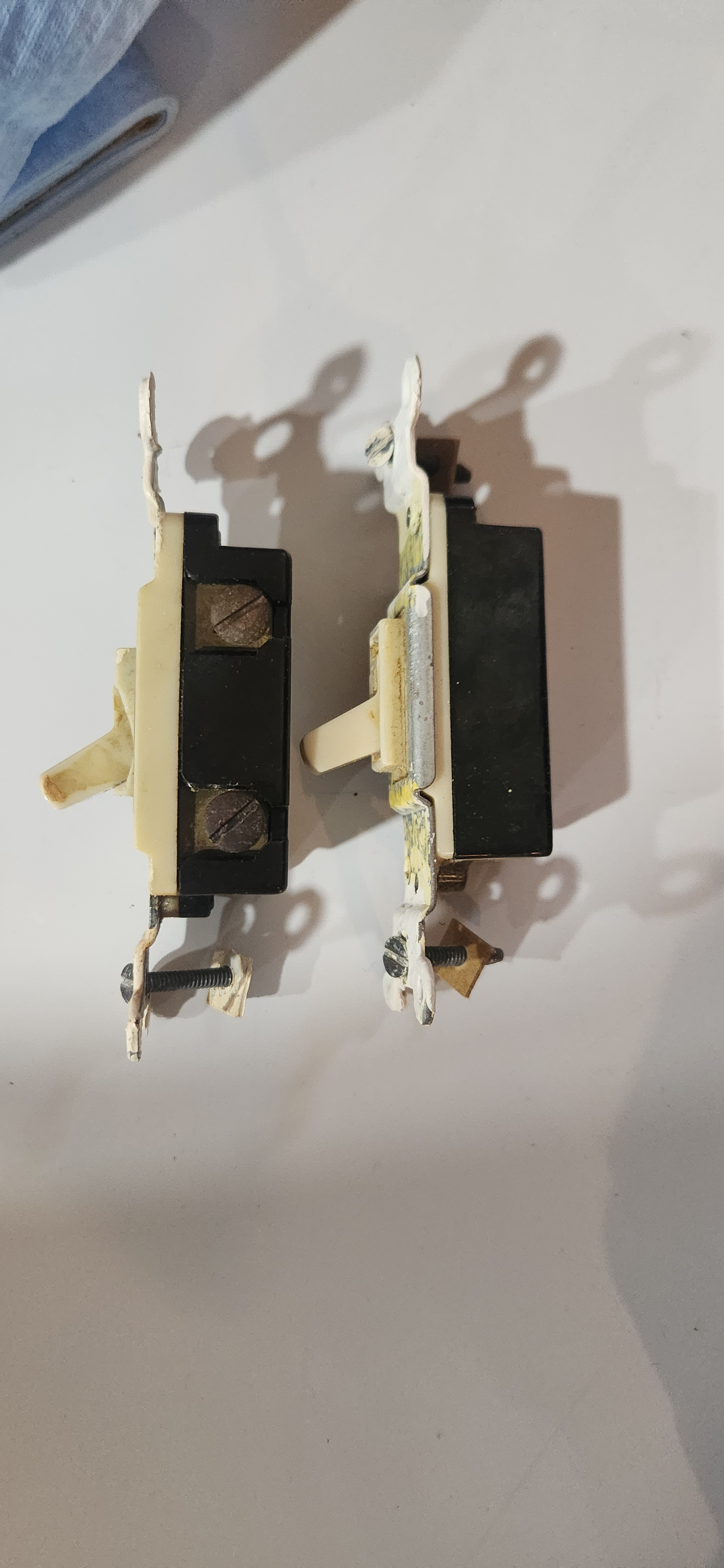 Mirabel Lighting Dimmer and Leviton light switches - photo 4