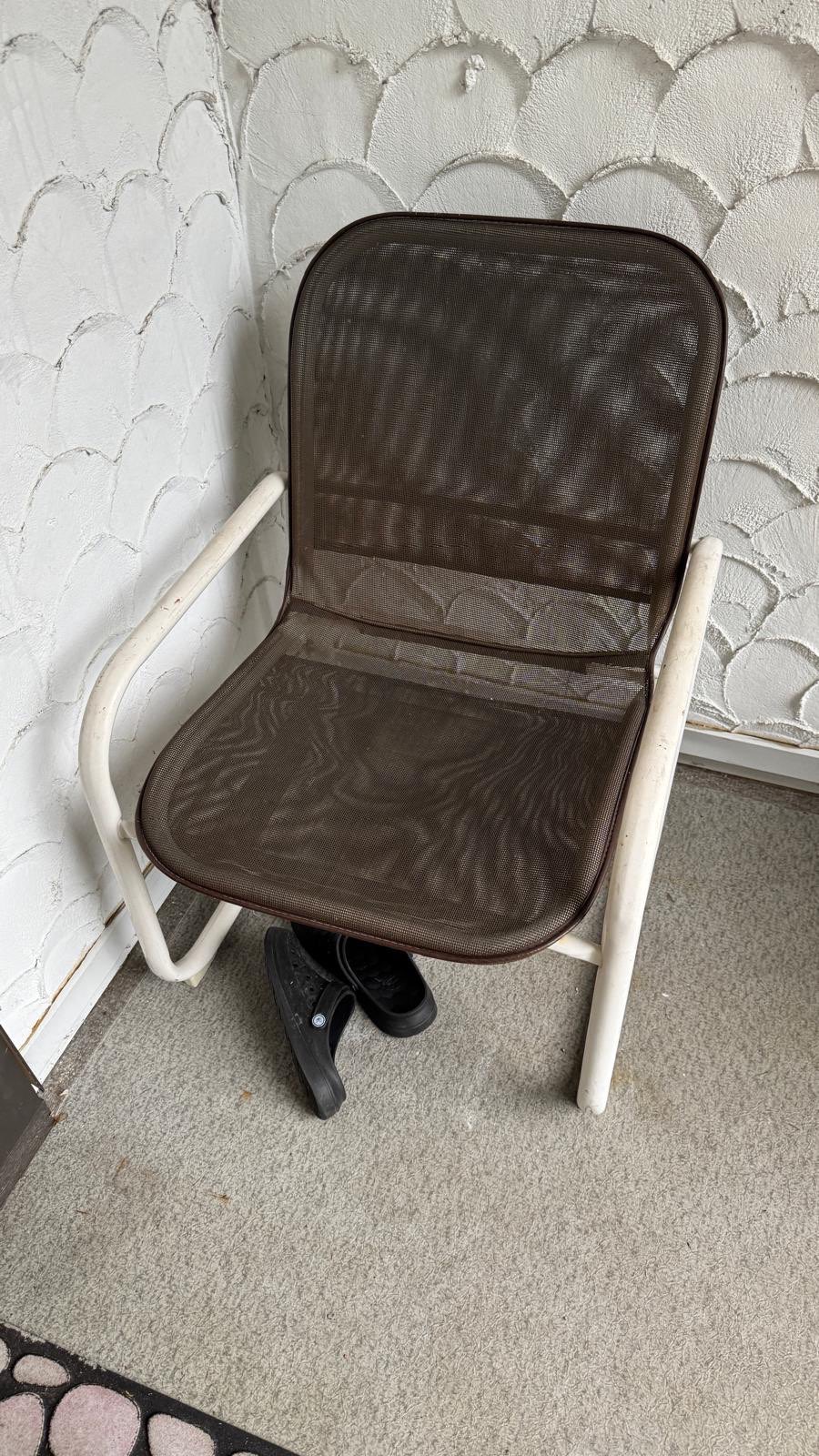 2 Durable & Super Comfy Outdoor Chairs – C$80 Pair / C$45 Each - photo 2