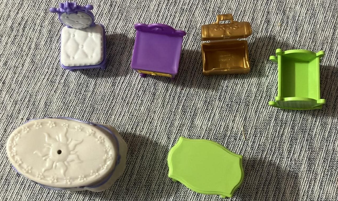 Furniture For Small Dolls - 6 pieces