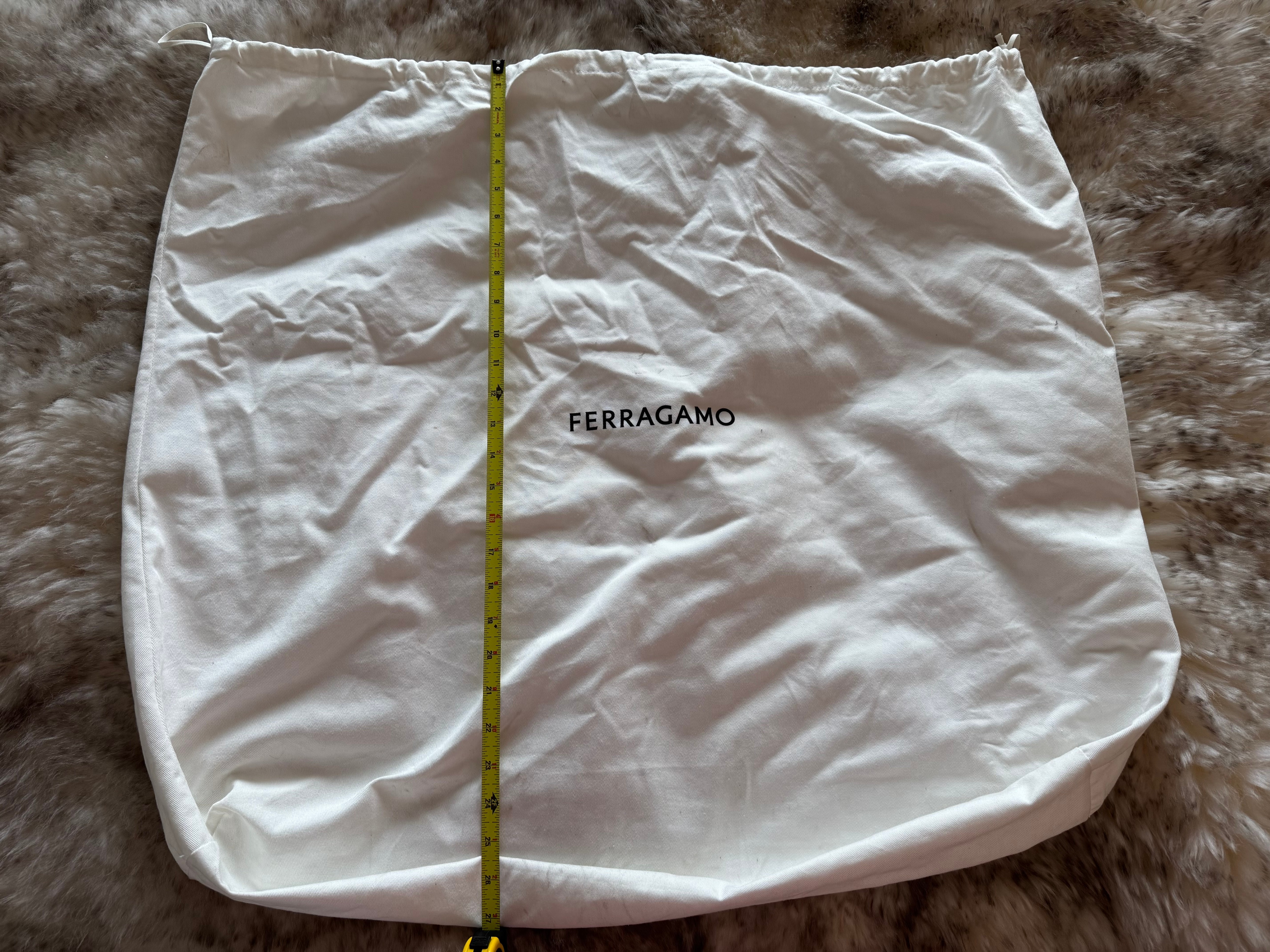 Authentic Ferragamo Dust Bag - photo 2