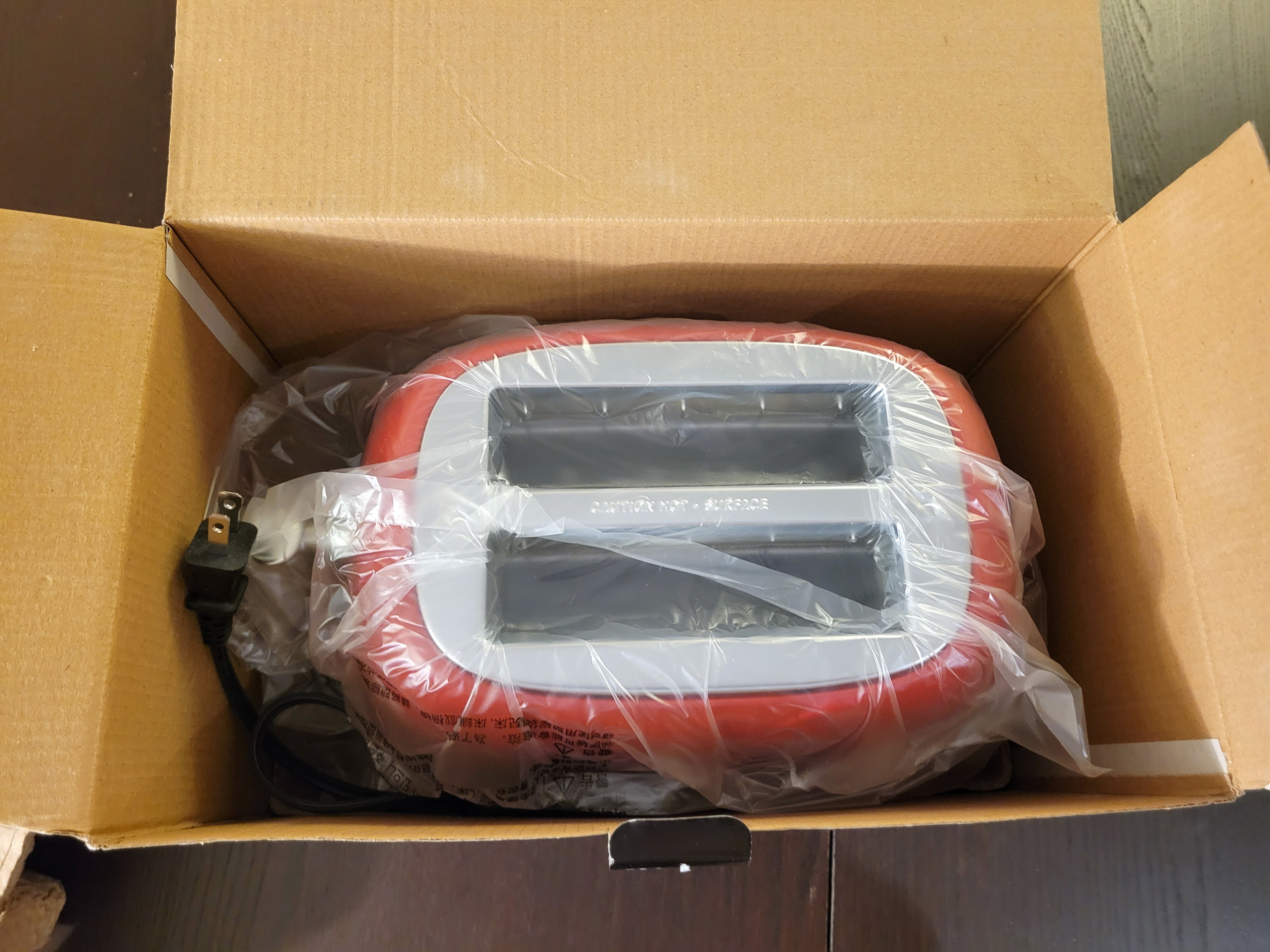 KitchMix Retro 2-Slice Toaster (WT-330T) (NEW IN ITS BOX) - photo 2