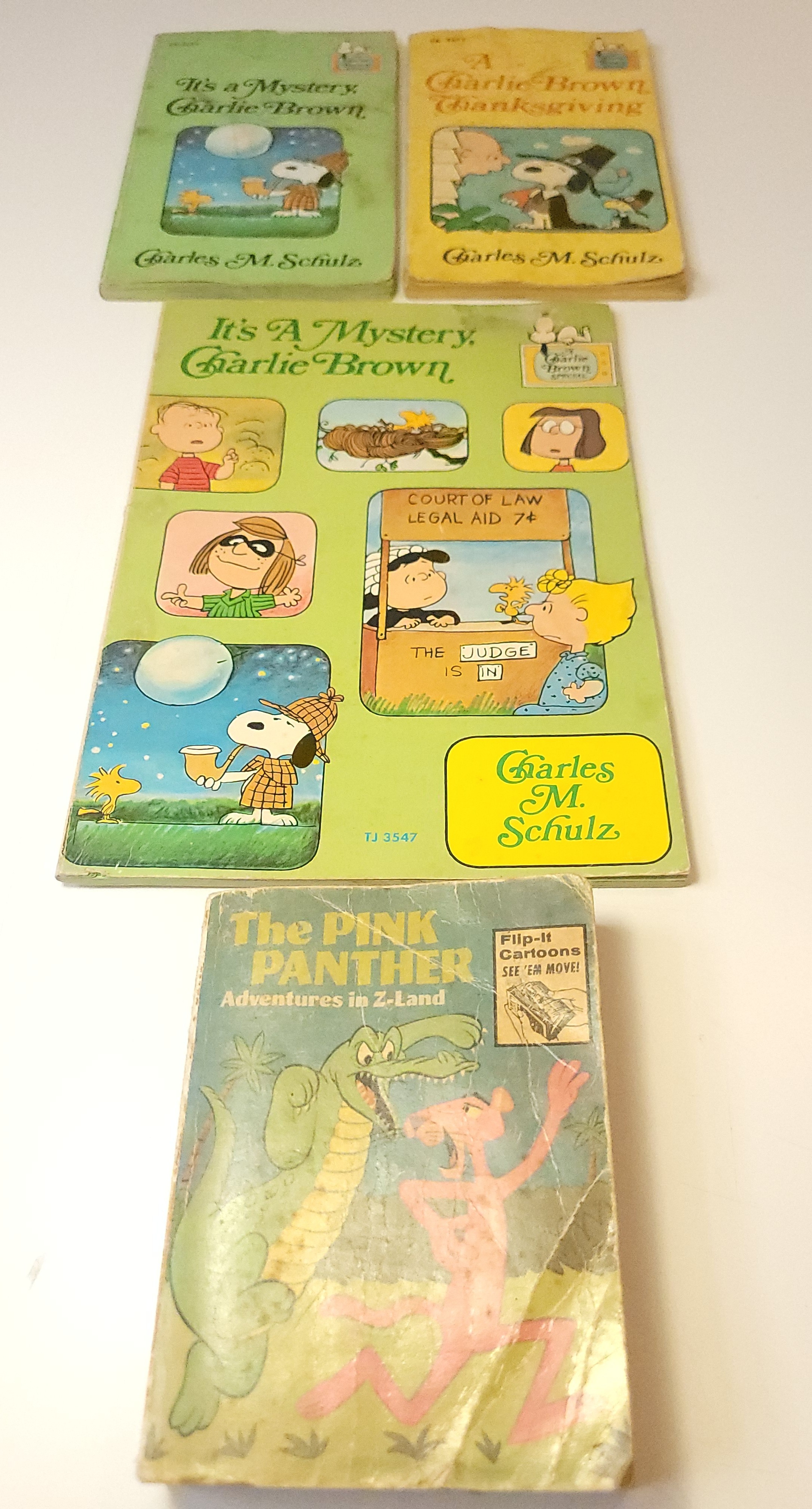 1974-1976 Peanuts & Pink Panther Book Lot