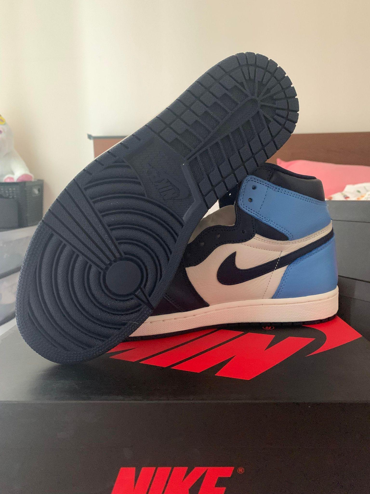 Jordan 1 Retro High Obsidian UNC - photo 2