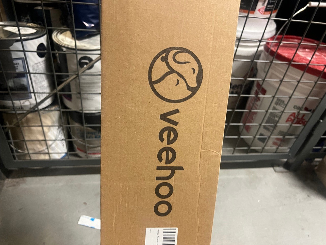 Veehoo Elevated Dog Bed - Brand New in Box - photo 3