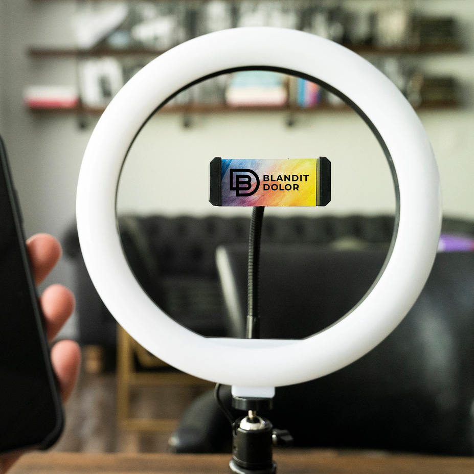 McStreamy 10" Ring Light Phone Stand & Microphone Kit - photo 2