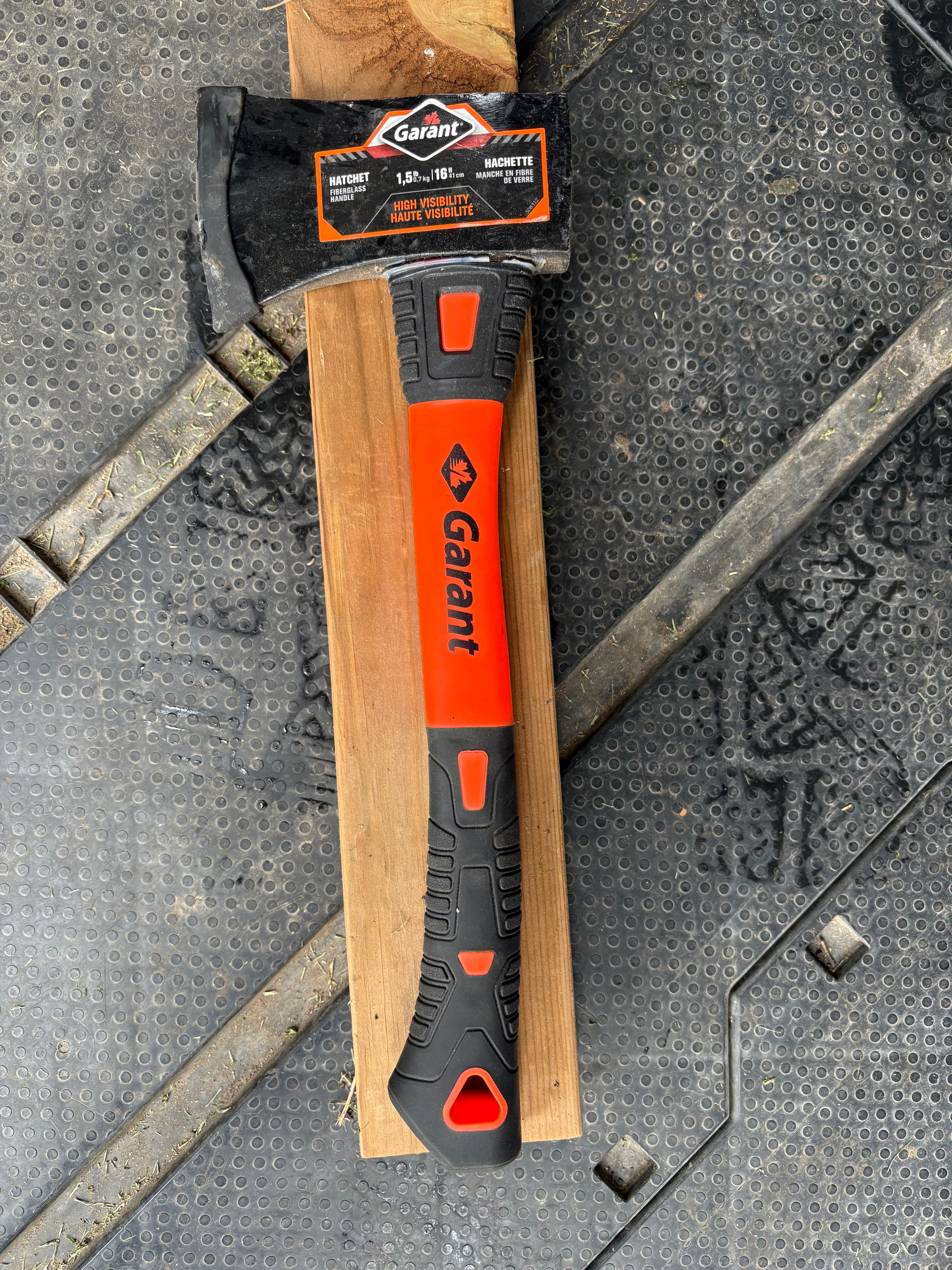 Garant High Visibility Hatchet