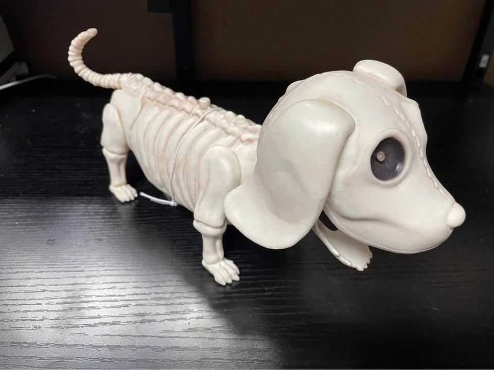 NEW - barking skeleton dog