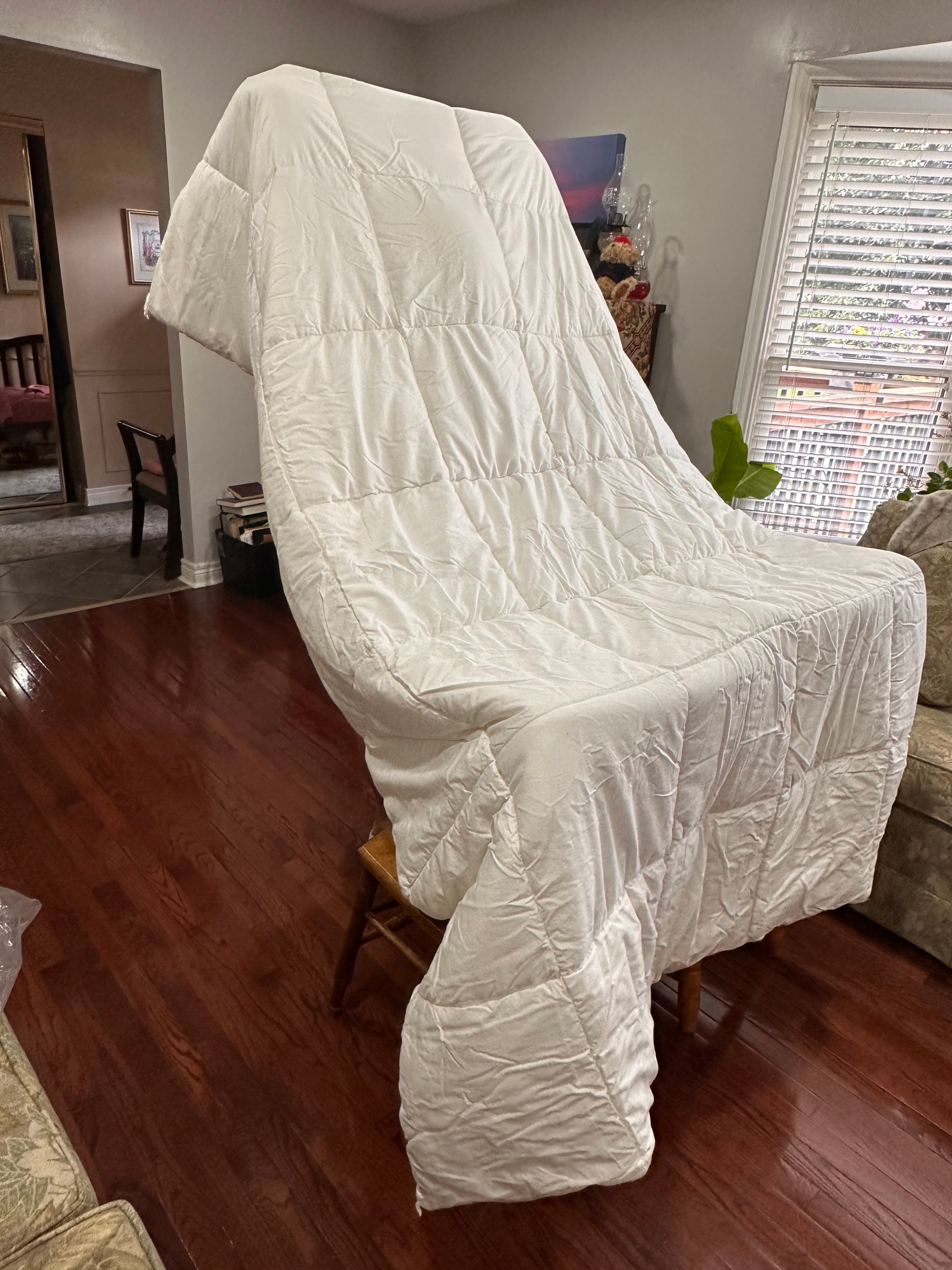New & Unused • Twin Duvet • Down Fibre • Moving Away Sale - photo 5