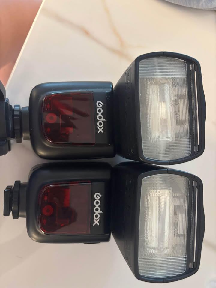 2 Godox V860II-S Speedlight Flashes for Sony