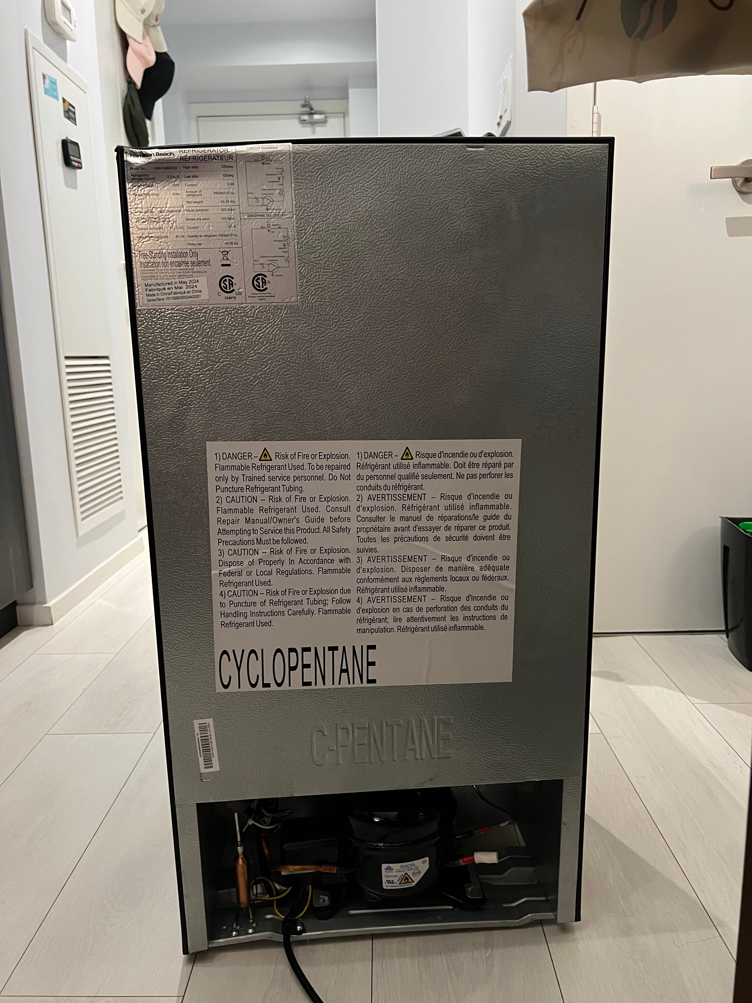 Hamilton Beach 3.3 Cu.Ft Mini Fridge - photo 3