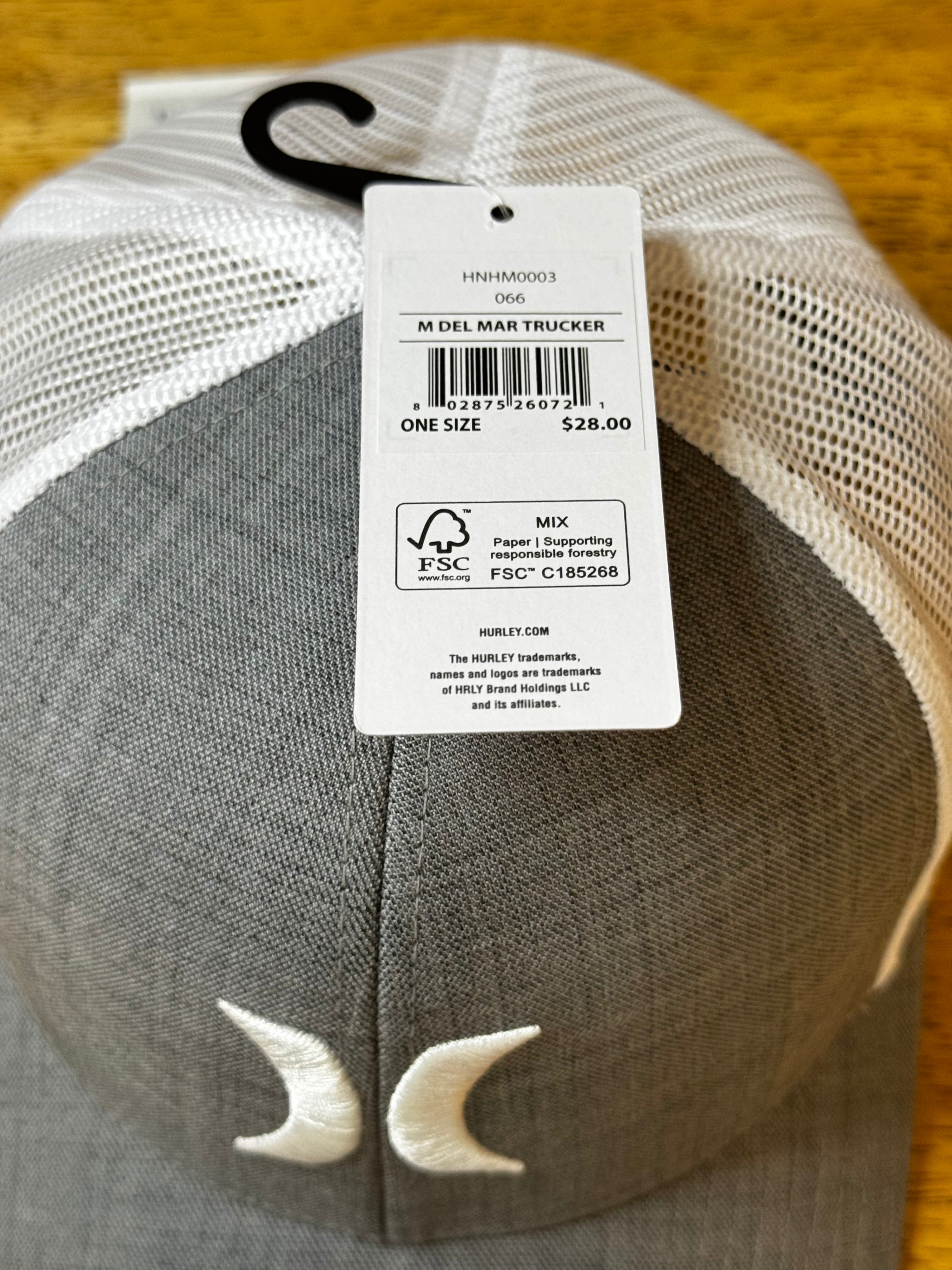 Hurley snapback trucker cap – brand new - photo 3