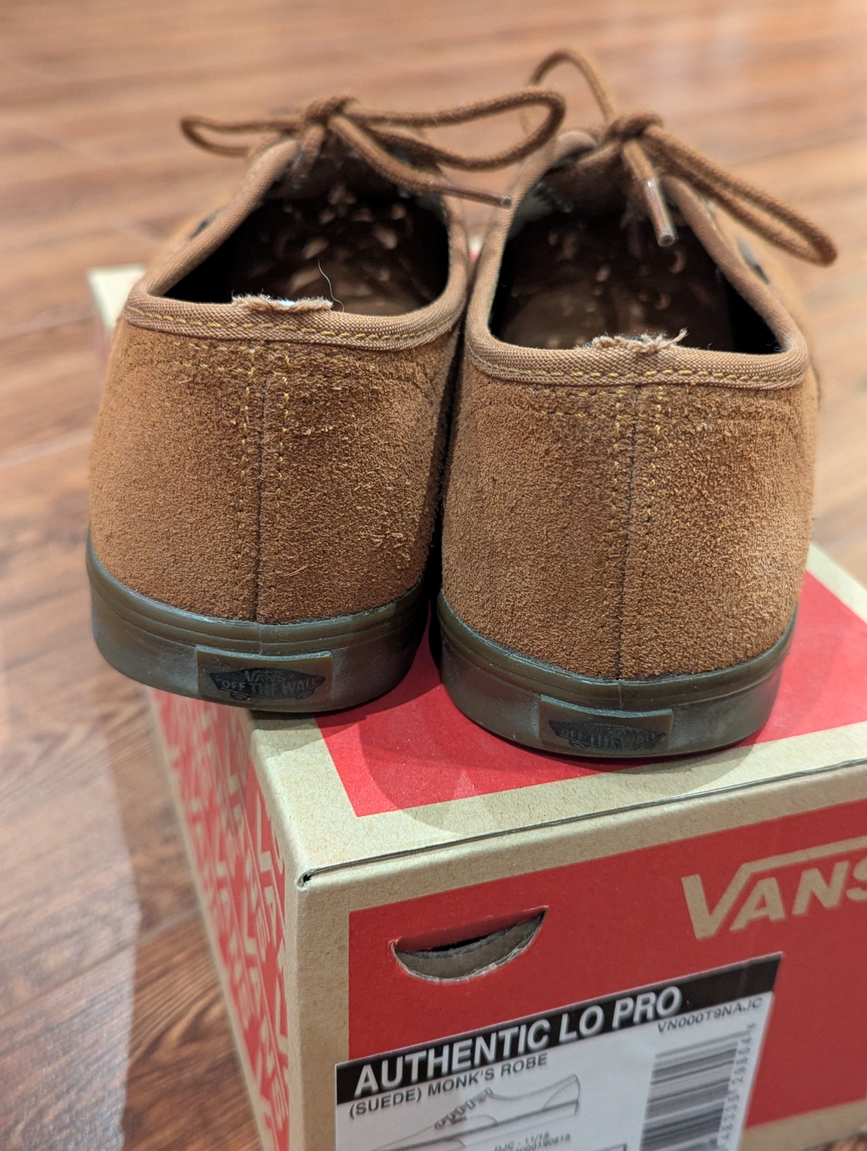 Vans Authentic Lo Pro in Suede - photo 2