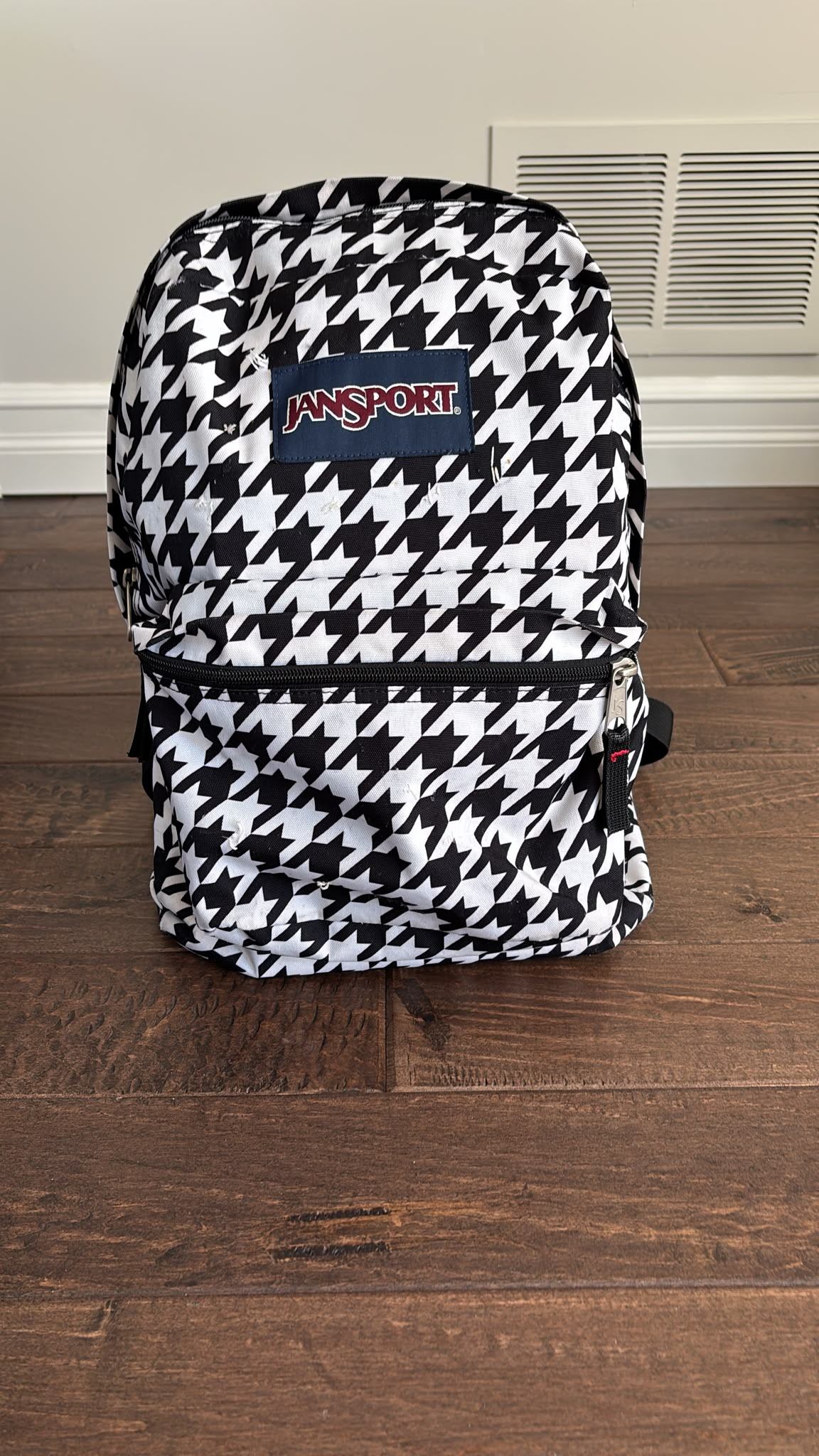 Jansport Backpack with a Houndstooth Pattern - photo 2