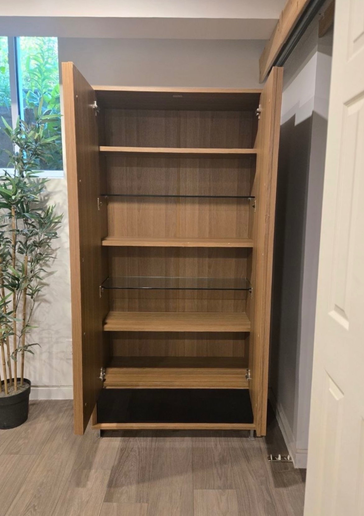 Premium Oak Wood and Black Glass Cabinet - photo 2