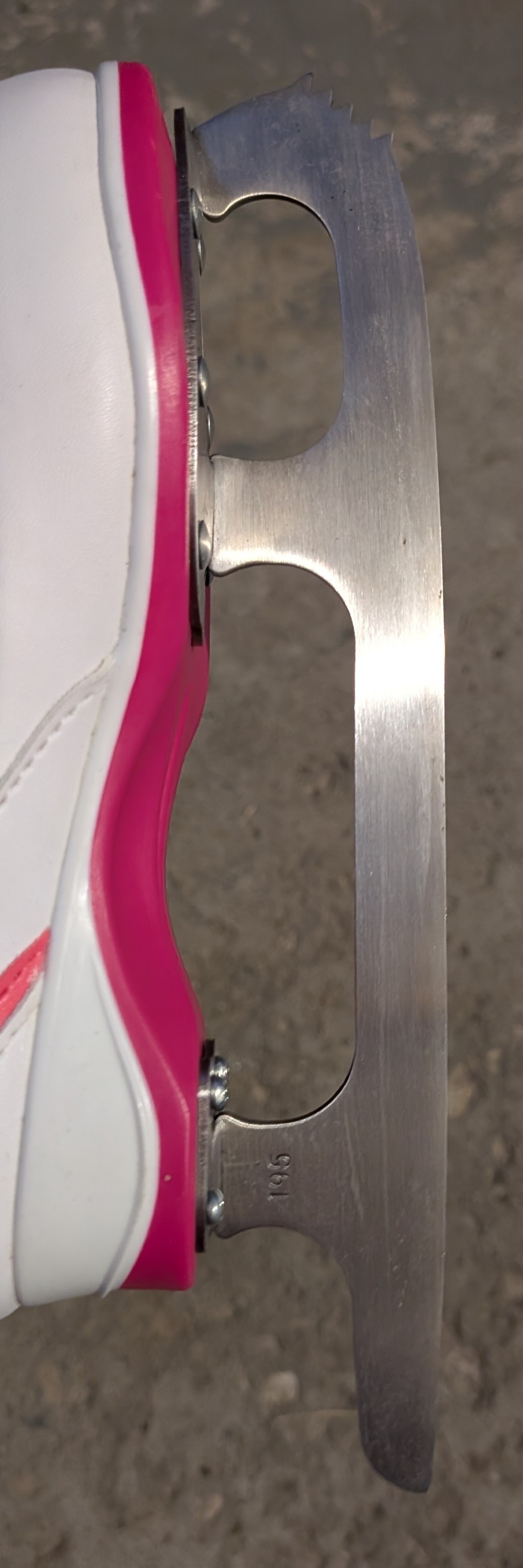 Vic Girls' Figure Skates - Size Y13 (EUR 29) - Barely Used - photo 4