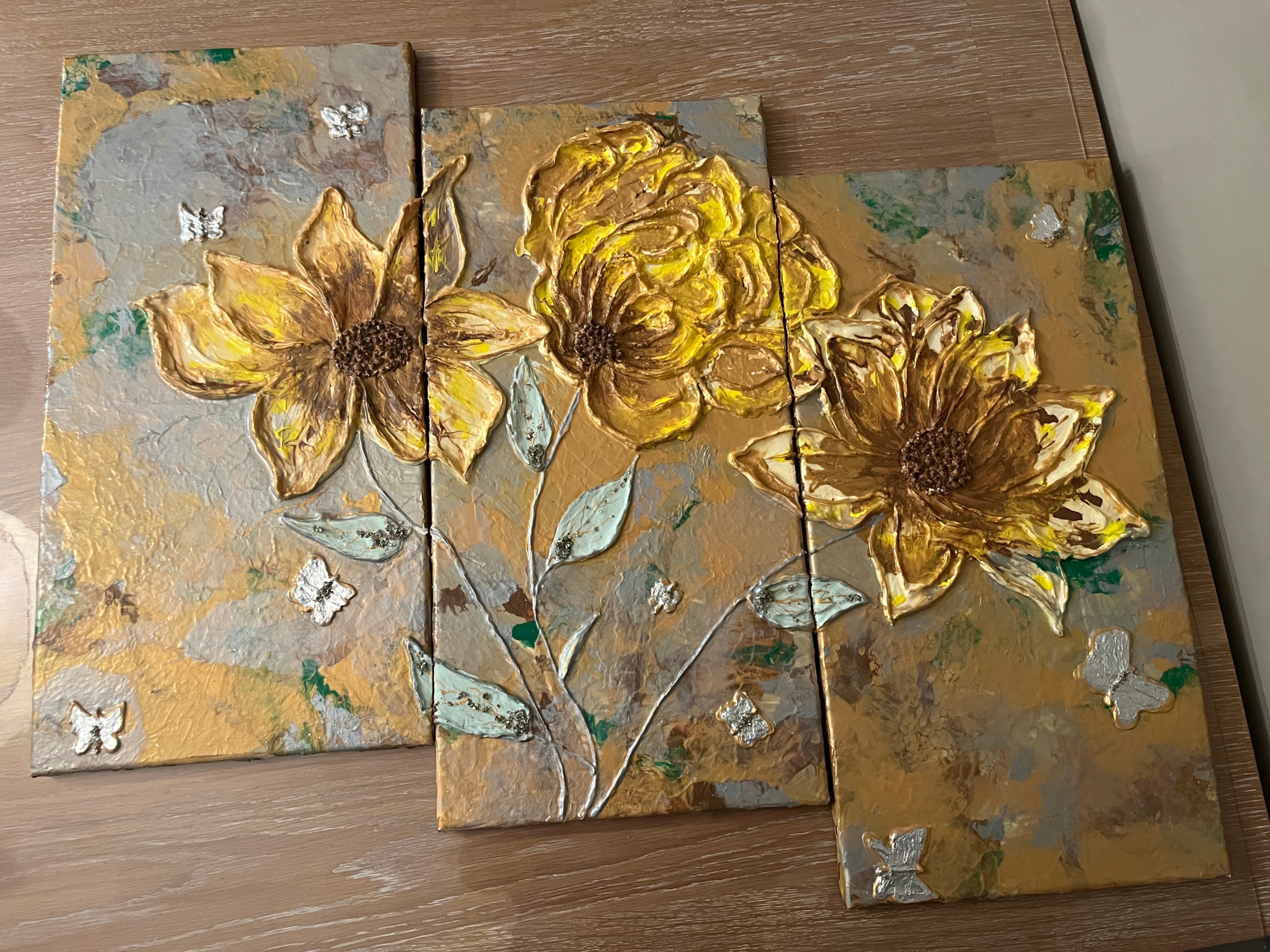 wall art: 3p painted canvas wall art floral
