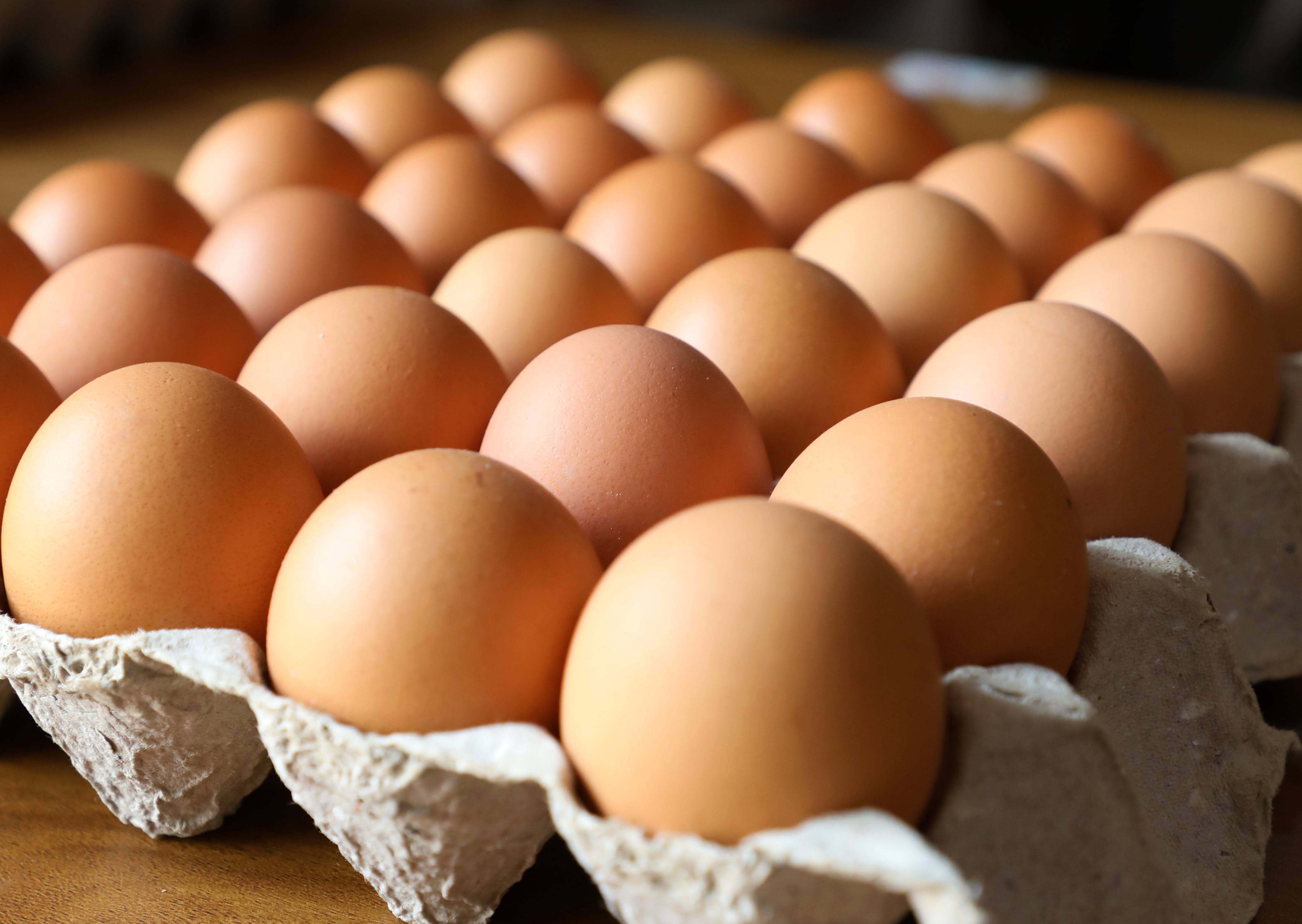 Farm Fresh Large-Size Organic Brown eggs - photo 3