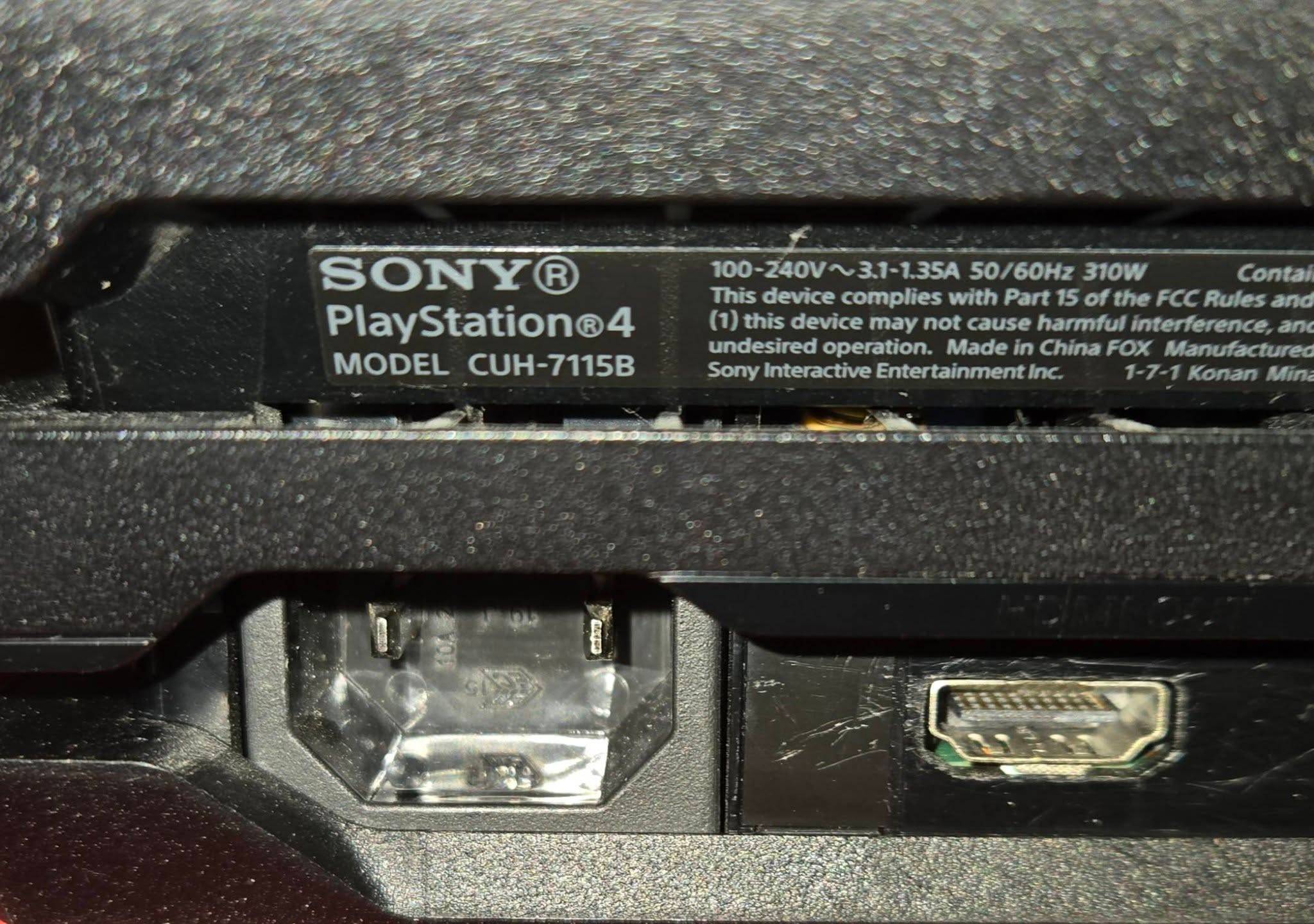 Modded PS4 Pro 1TB v.13.52 Complete READY TO PLAY G.O.W. - photo 4