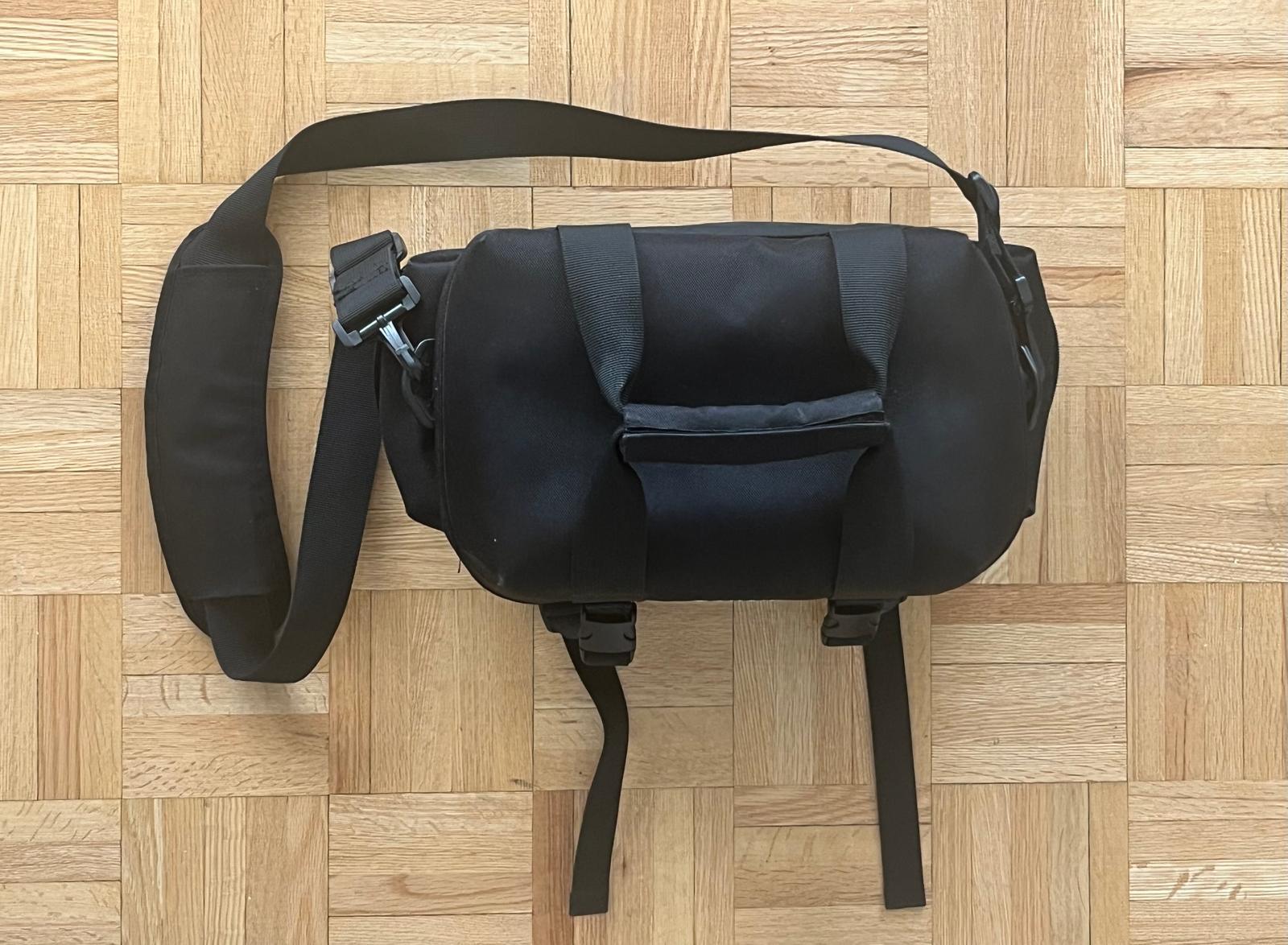 Canon Gadget Bag 2400 (Black with Gray Interior) | RARE - photo 2