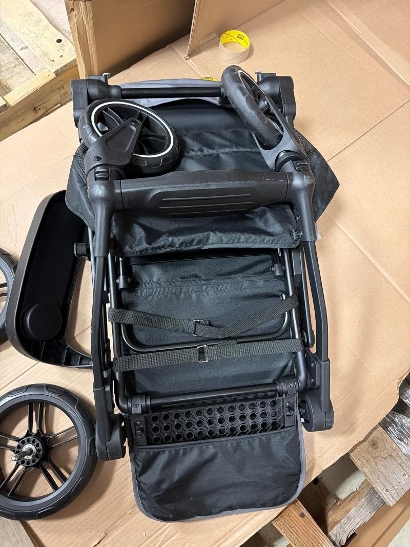 Hauck Shop N Care Lightweight Travel Stroller – 2026 Edition - photo 2