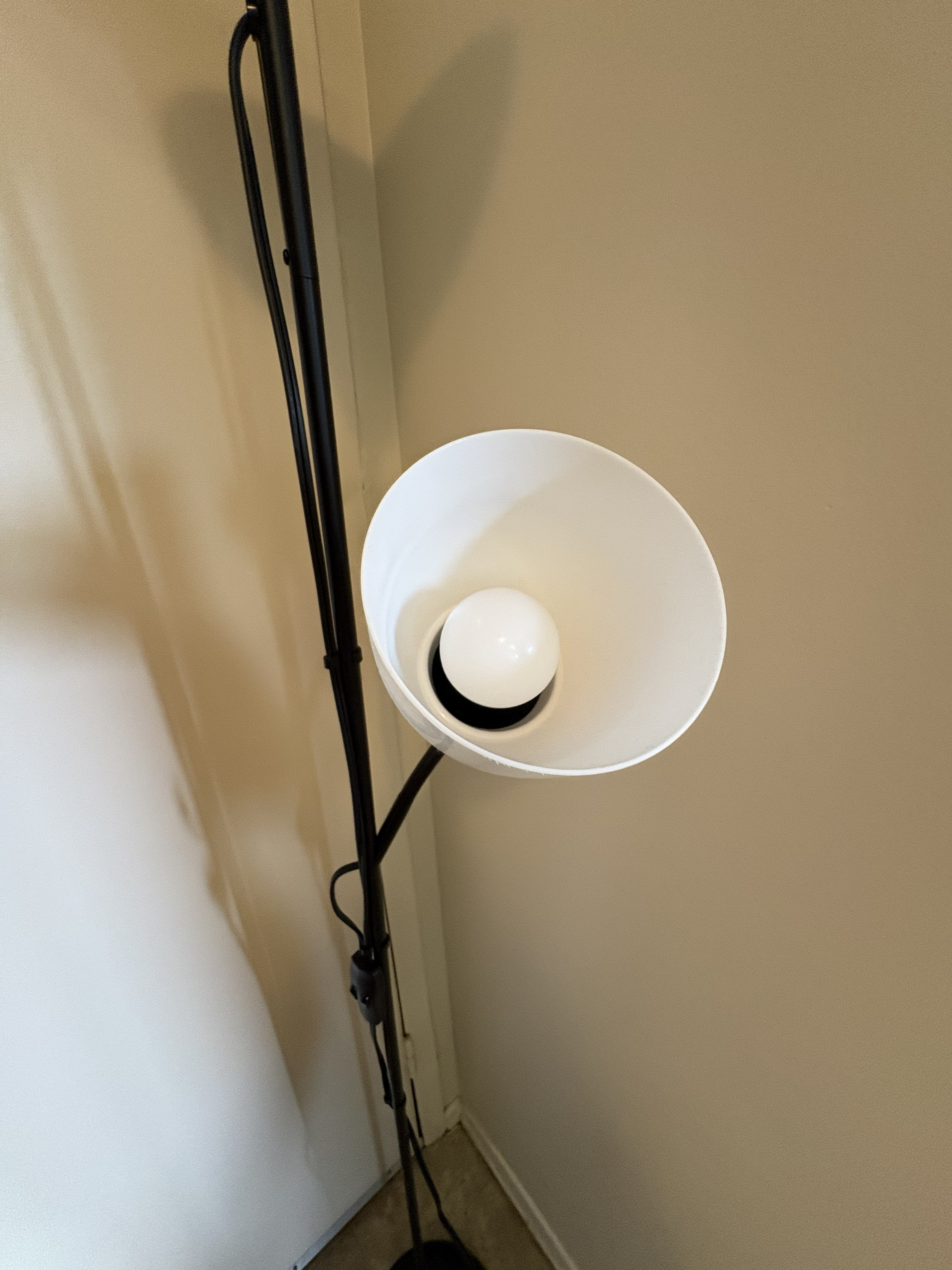 2 IKEA Floor Lamps - photo 2