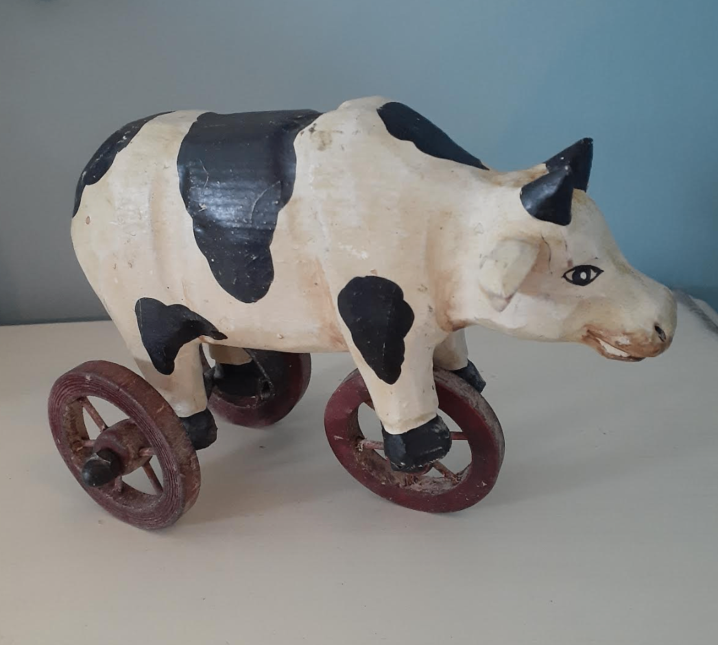 Vintage Cow on Wheels primitive style carved wood art figurine - photo 4