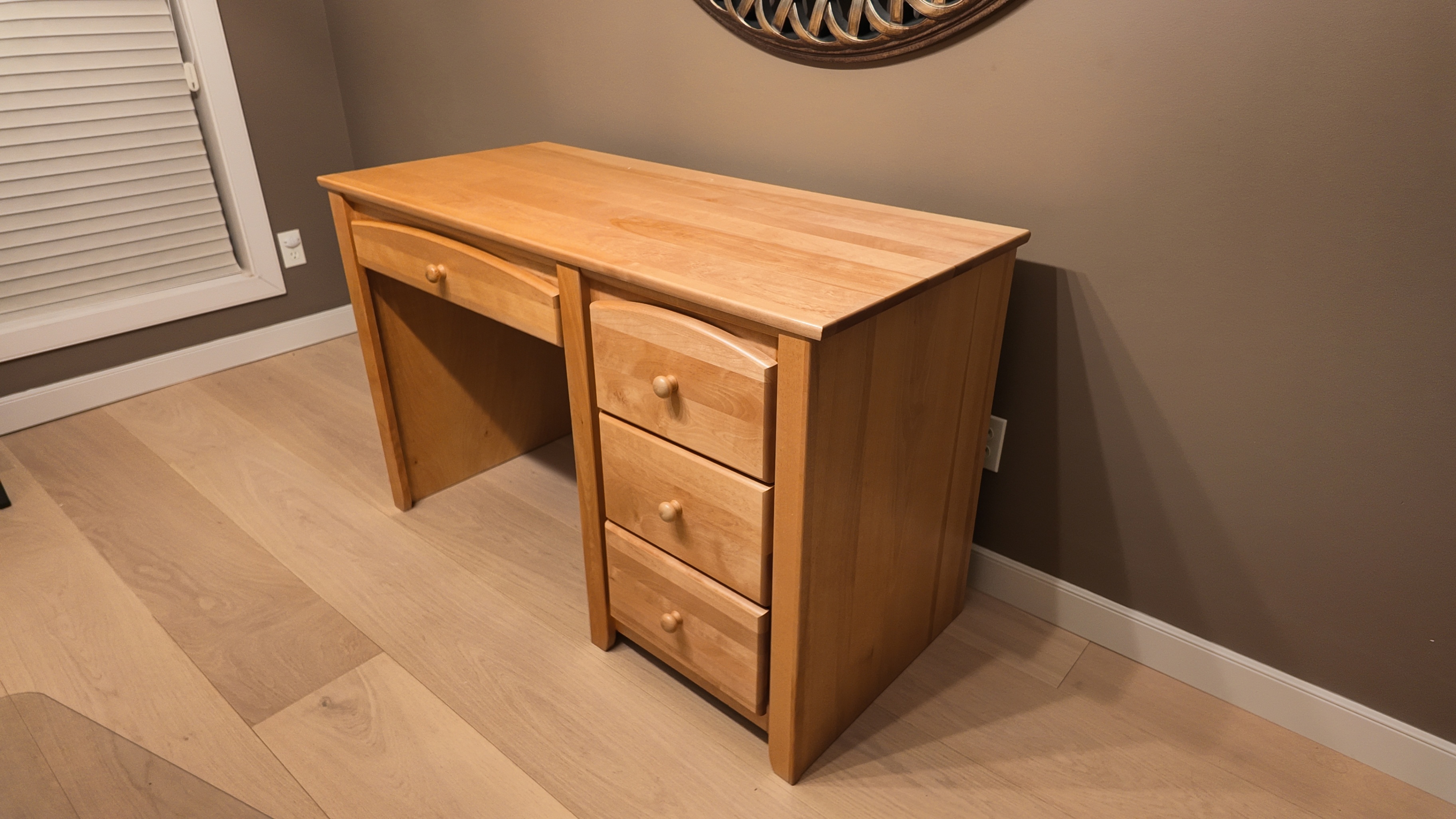 Refurbished Sears Wooden Desk – 4 Drawers - photo 4