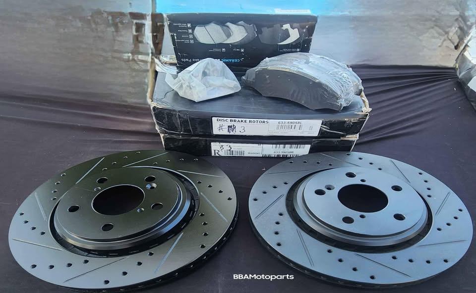 Disc Brake Rotors and Ceramic Brake Pads Set