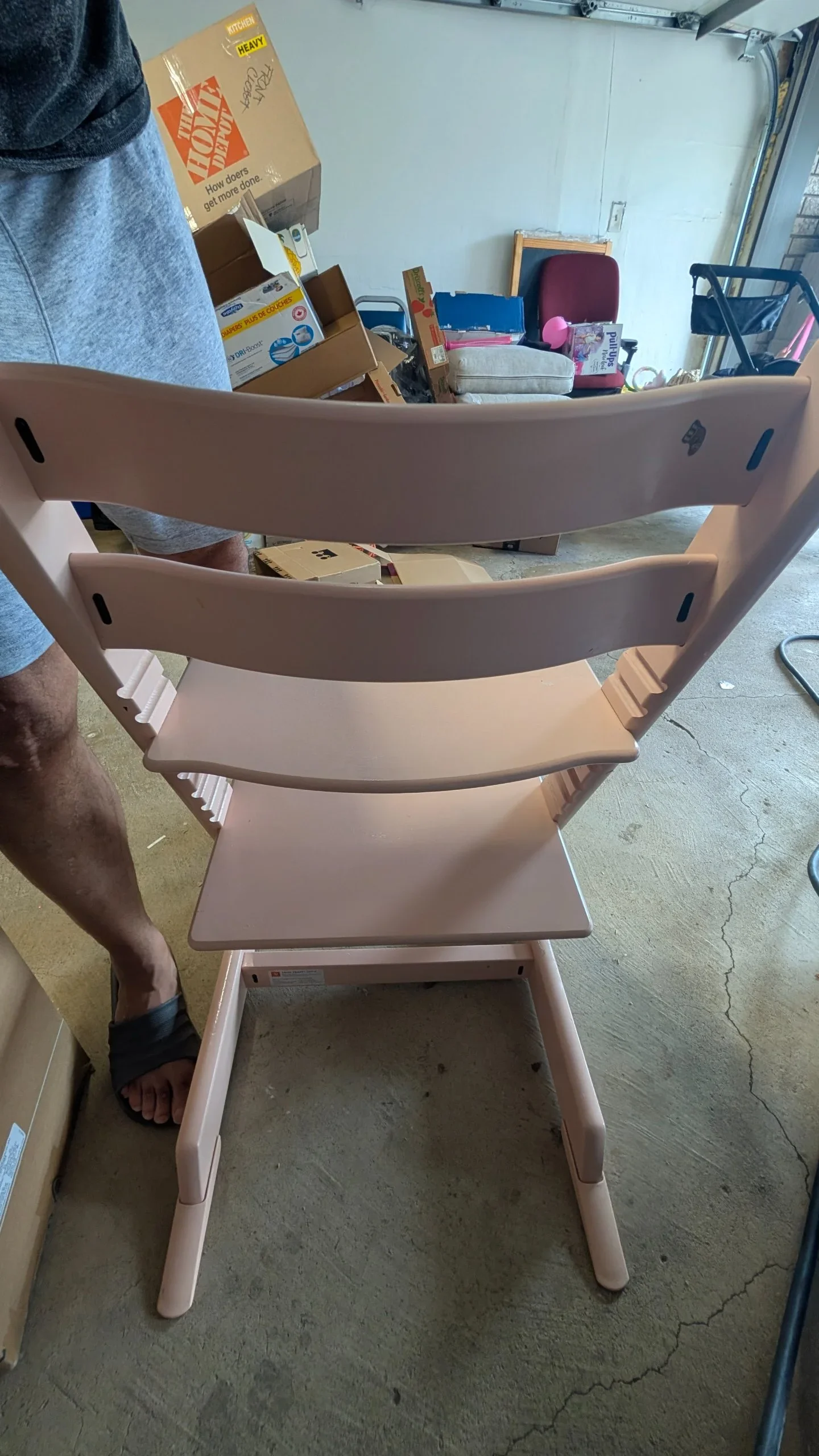 Stoke Trip Trap Adjustable Wooden Baby High Chair in Pink - photo 4