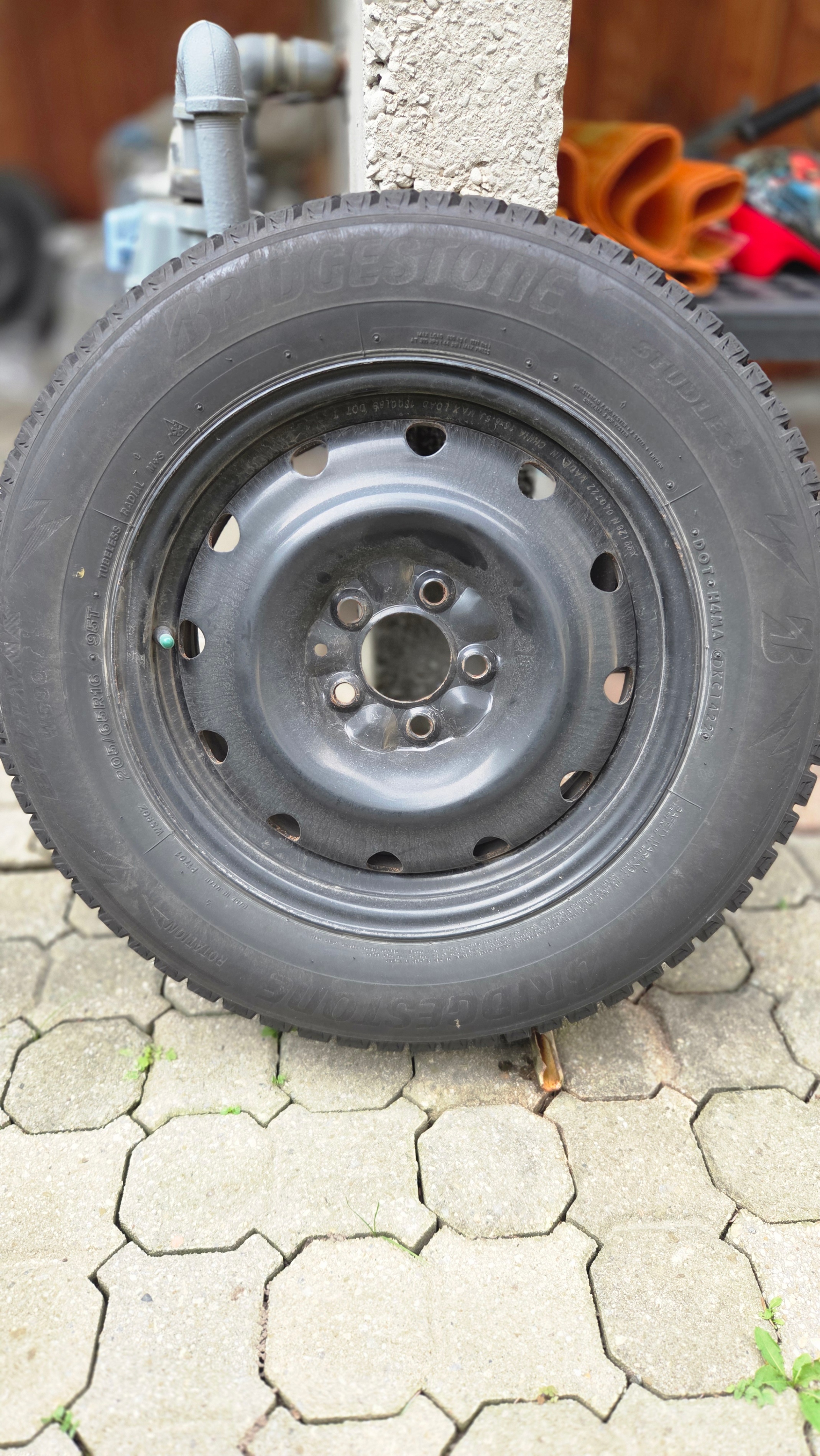 Set of Winter Tires on Rims (205/65R16)- Bridgestone
