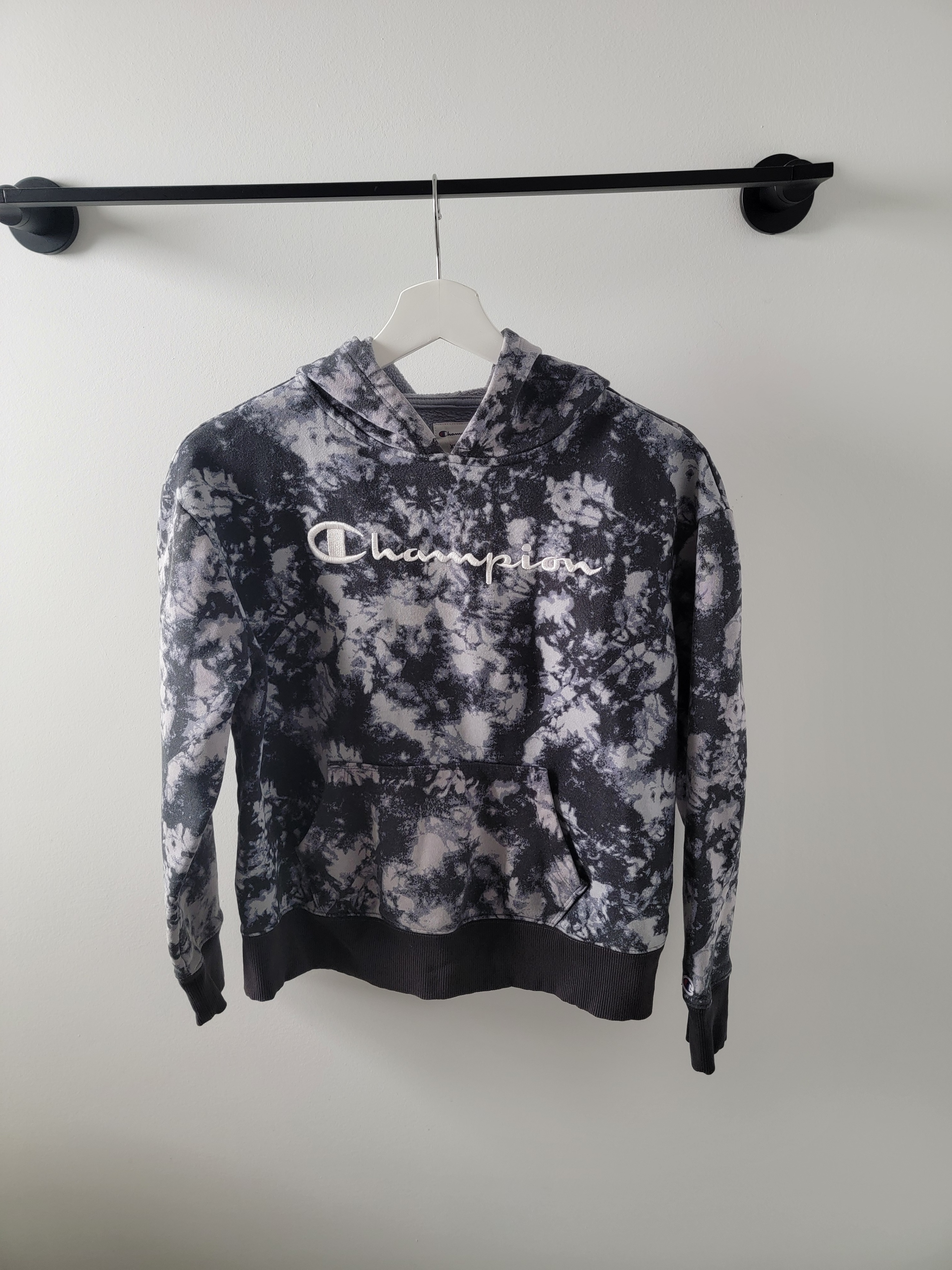 Kids XS hoodie in brand new condition (measurements in ad)