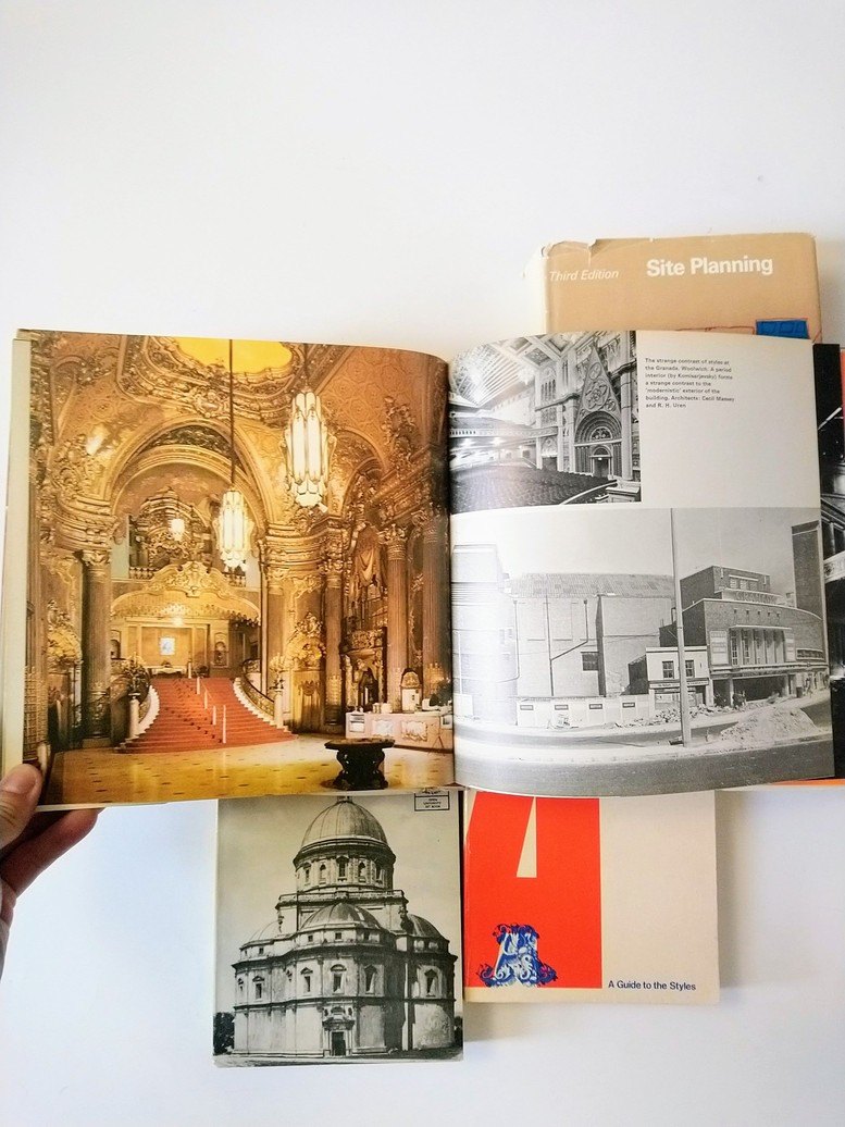 Architecture / Planning books! - photo 2