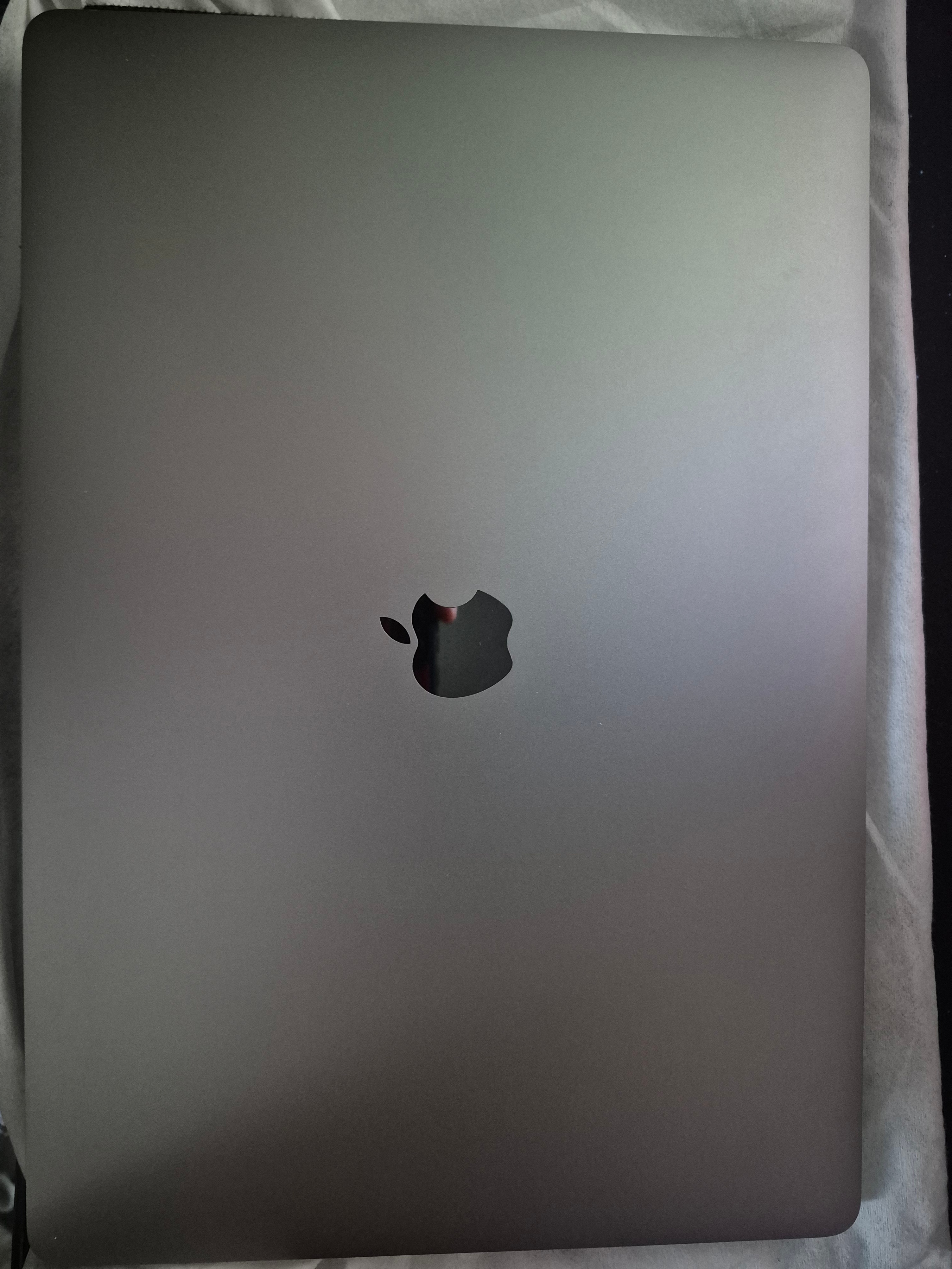 MacBook Pro 16" 2019 (MVVL2LL/A) i7-9750H 16GB 512 SSD - photo 2
