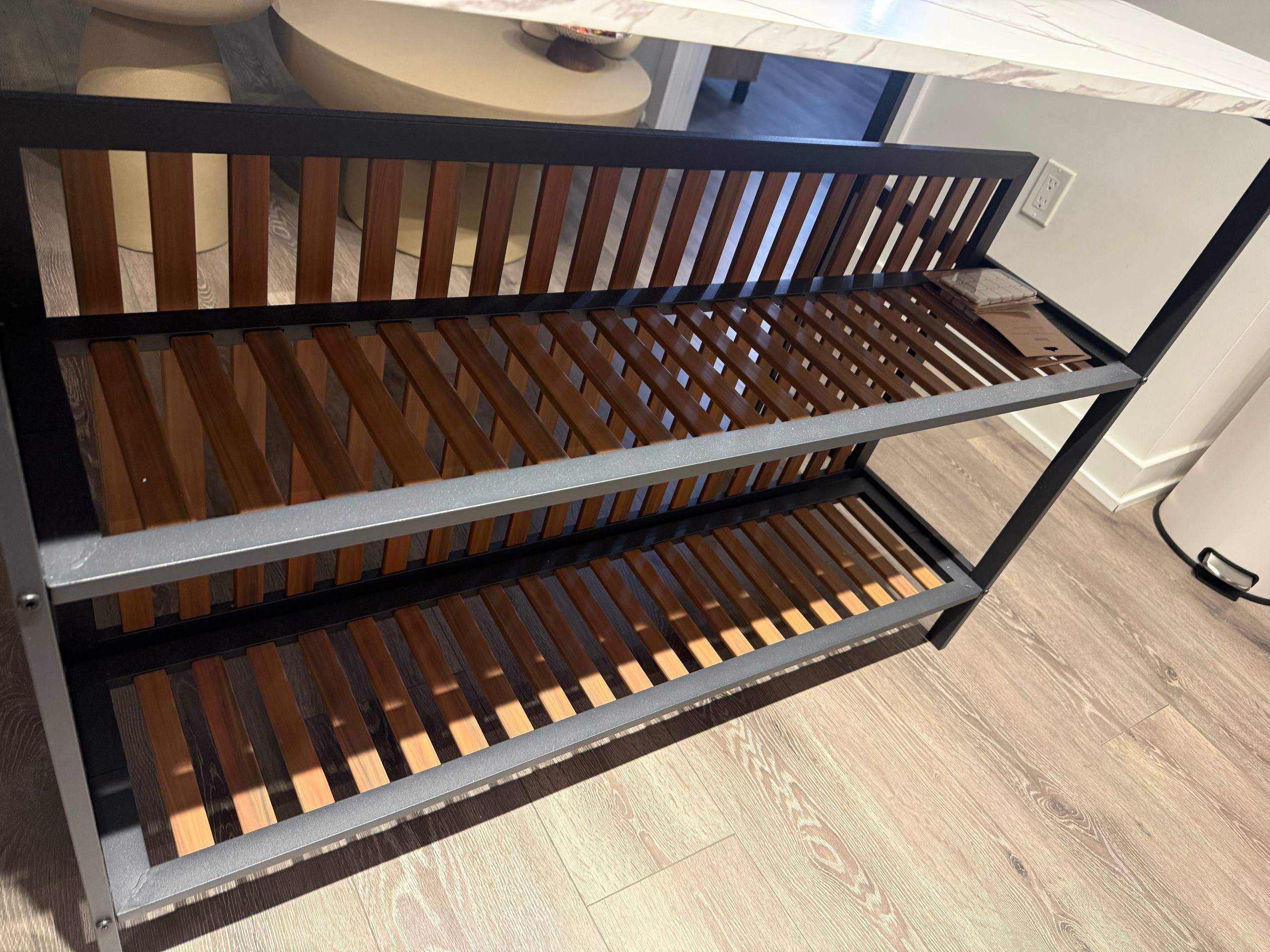 Kitchen island with shelves - photo 4